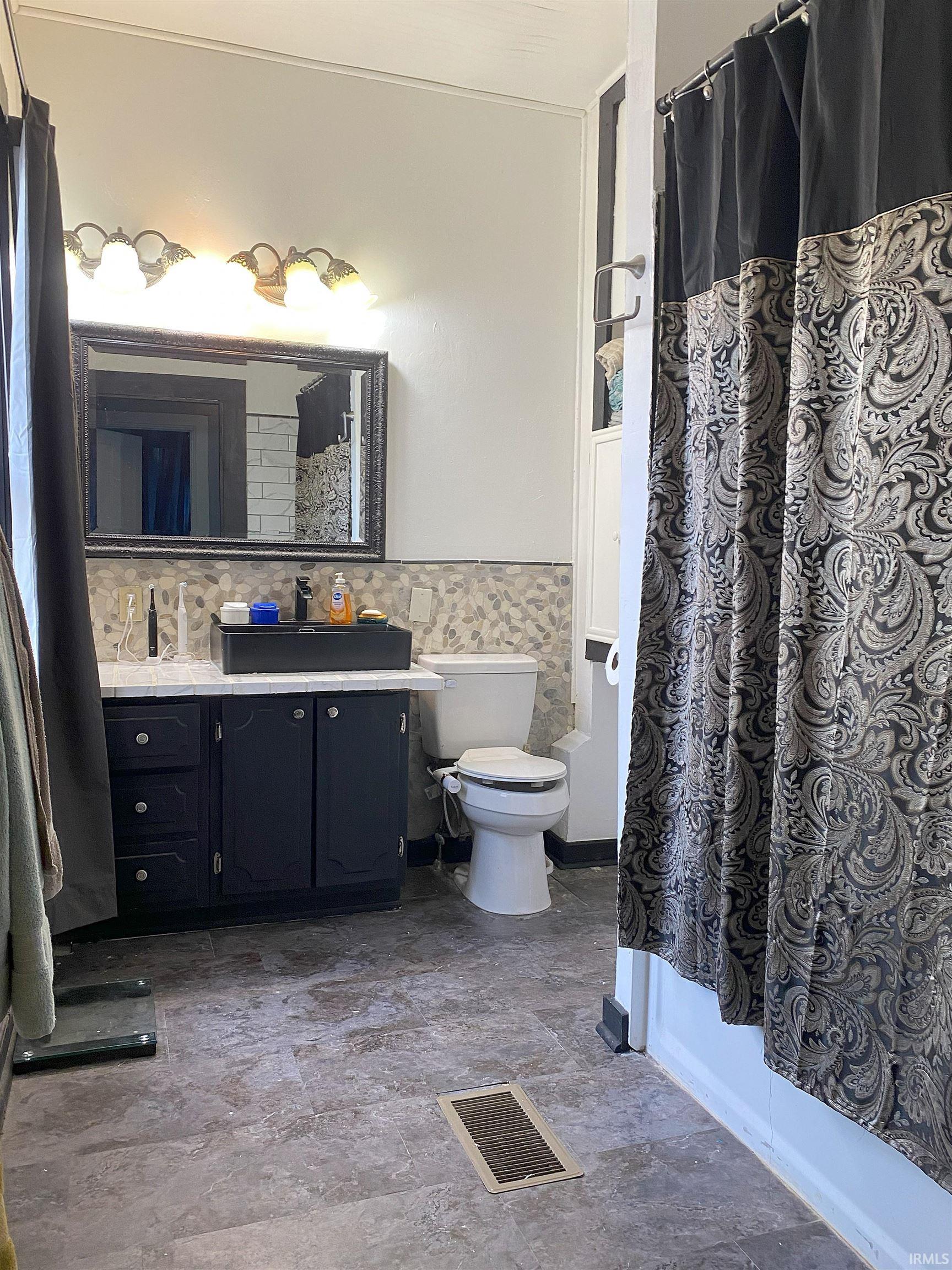 Photo 20 of 3803 W US 224 Highway