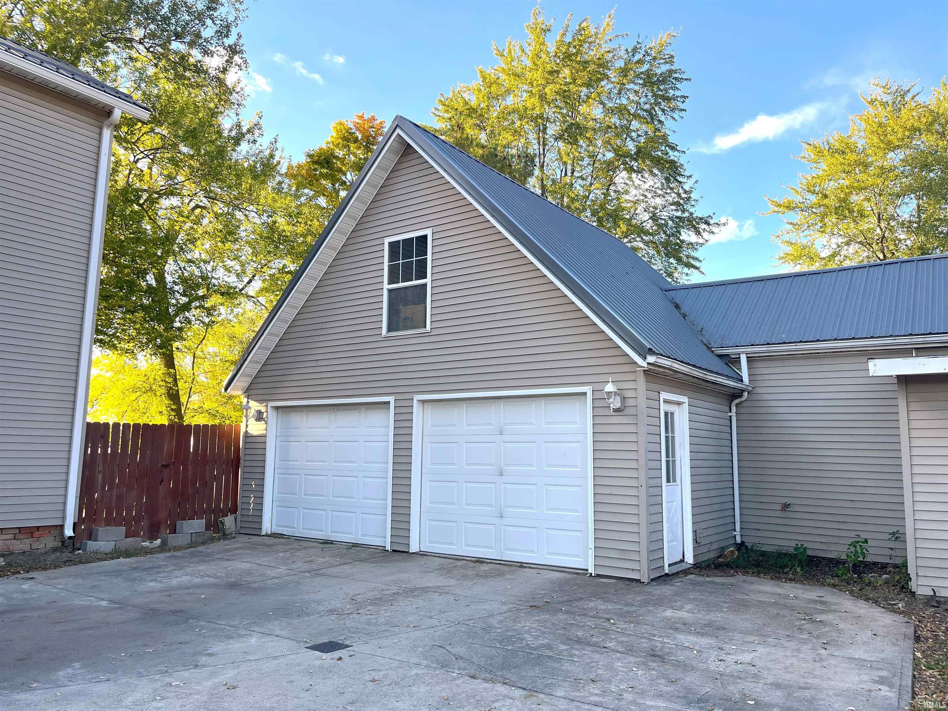 Photo 8 of 3803 W US 224 Highway