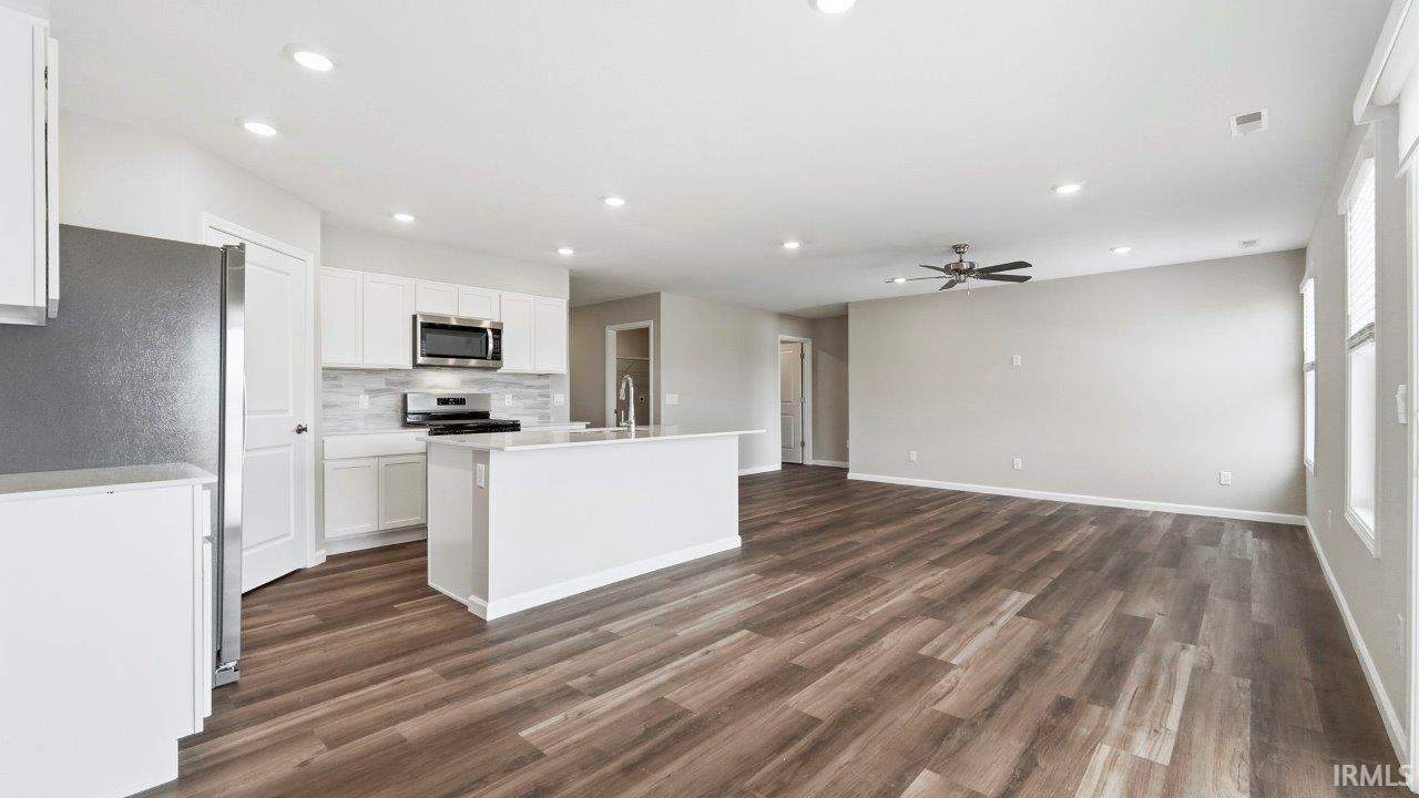 Photo 2 of 1010 Butler Lake Court