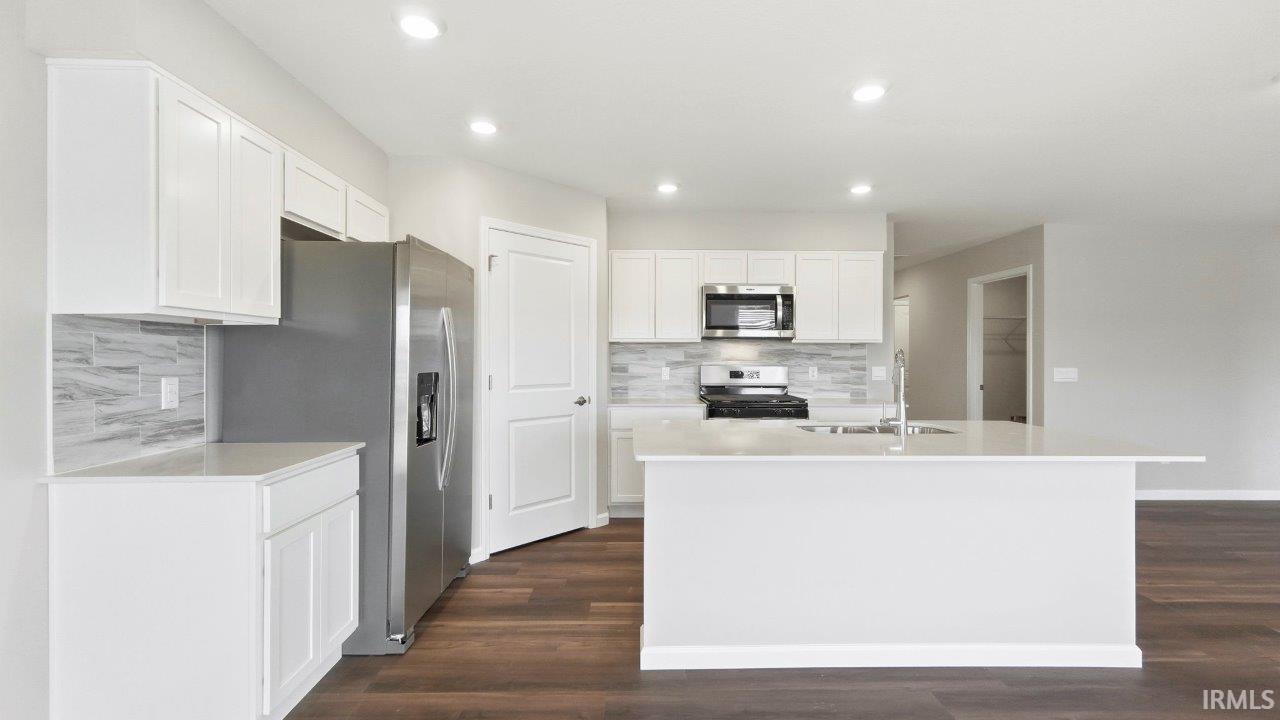 Photo 7 of 1010 Butler Lake Court