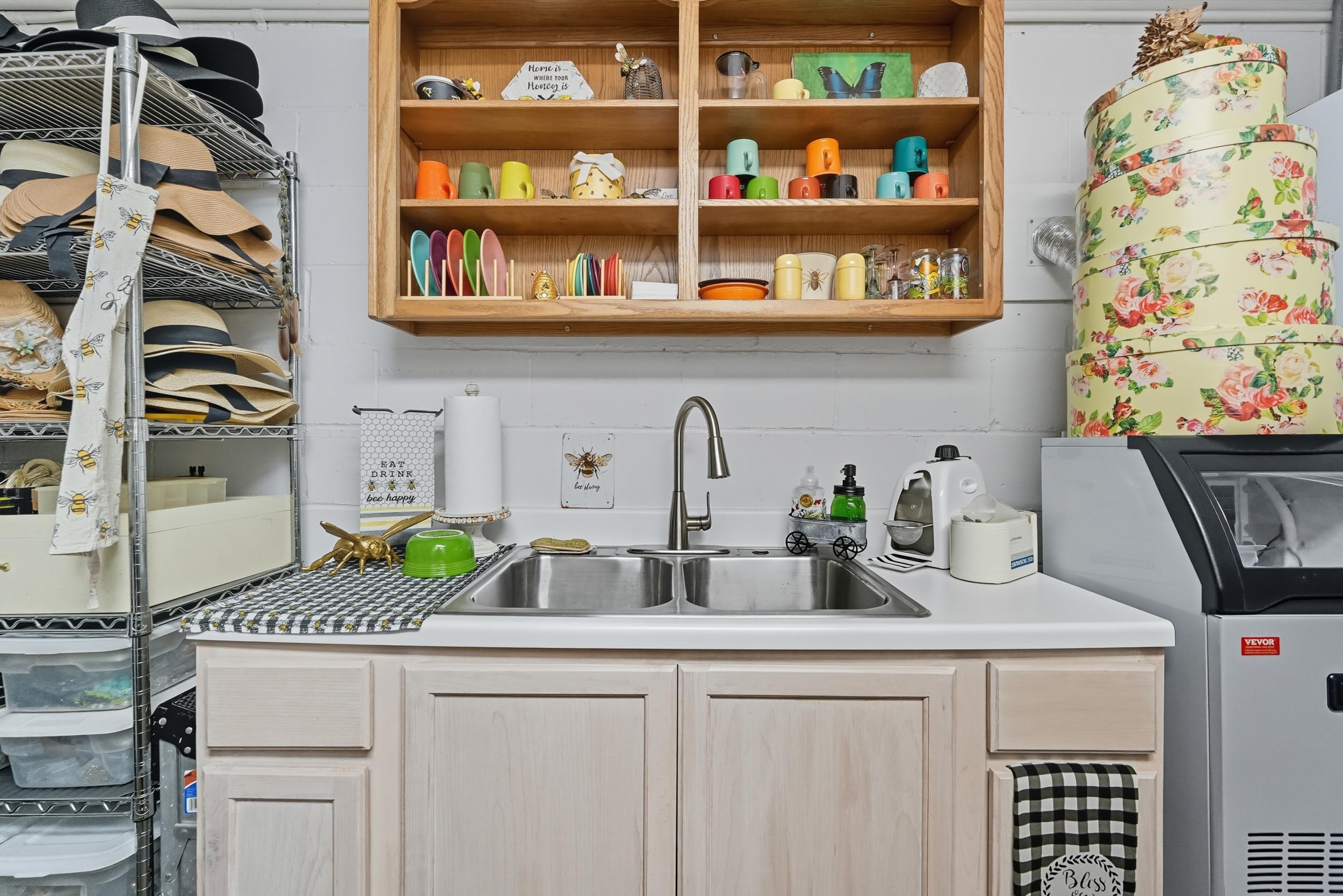 Photo 23 of 8040 E 500 S Road