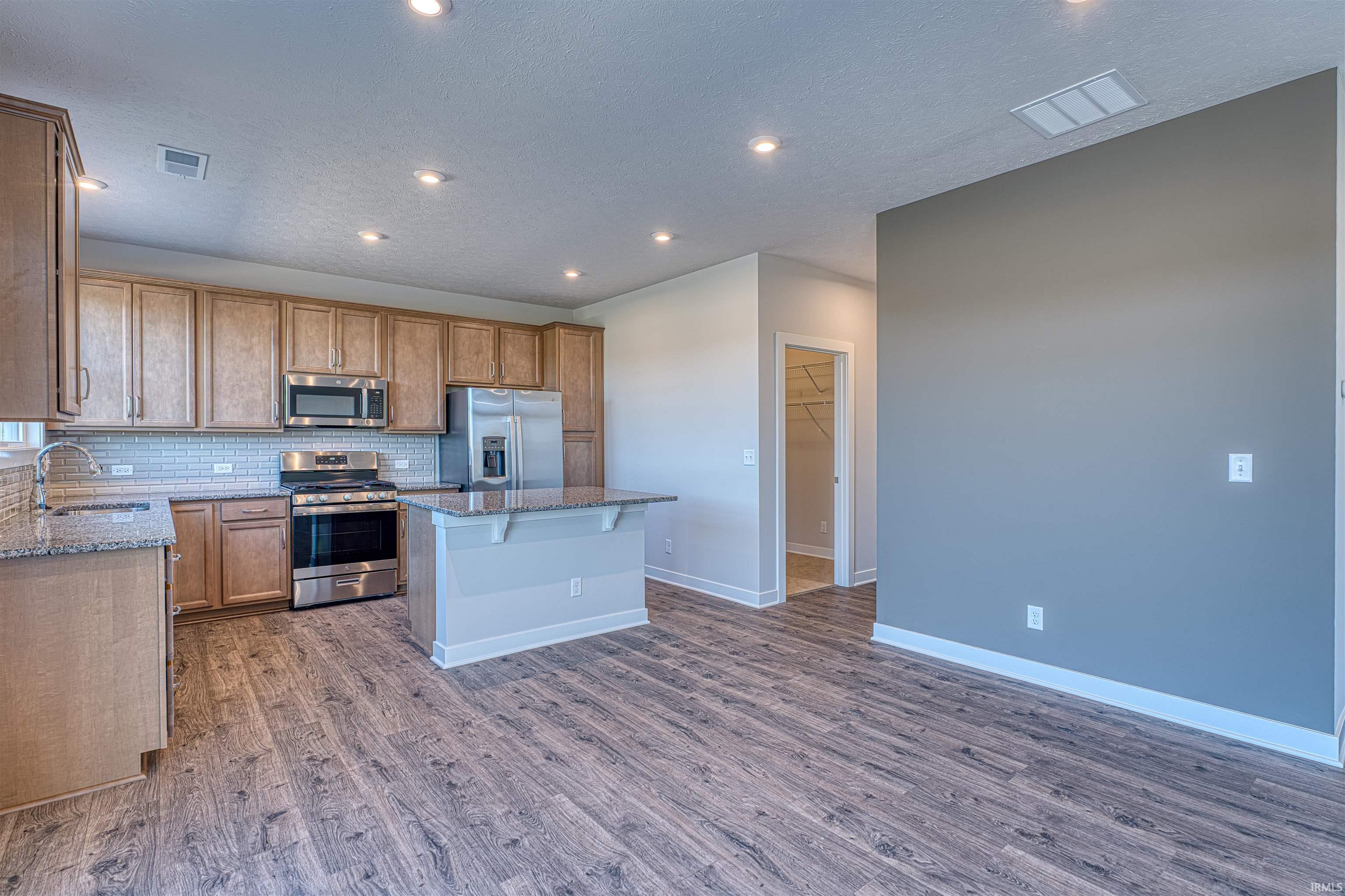 Homes for sale in Evansville, IN | 5122 Goldfinch Dr, Evansville, IN 47725 | MLS# 202538900