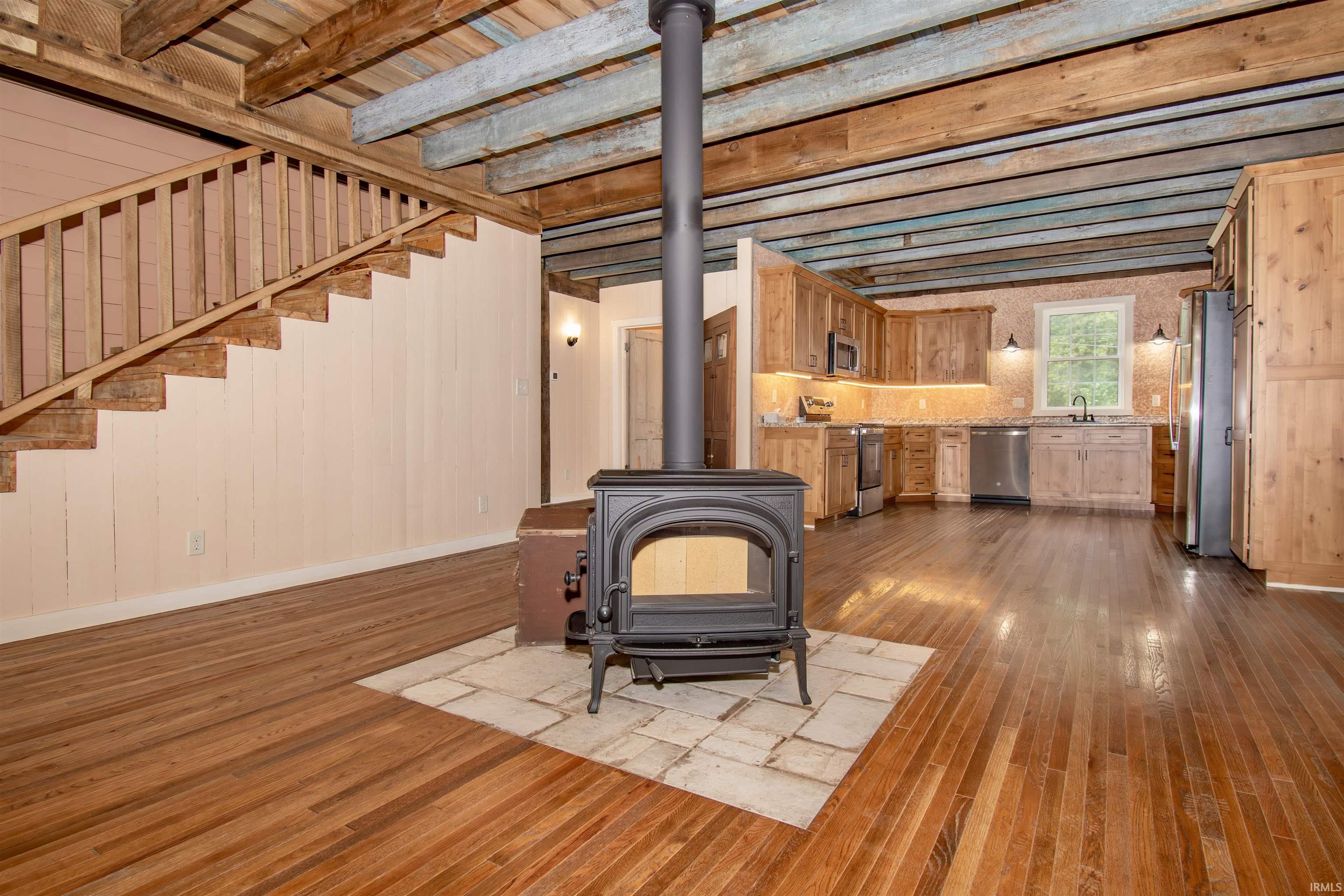 Photo 11 of 115 E Wolcott Street