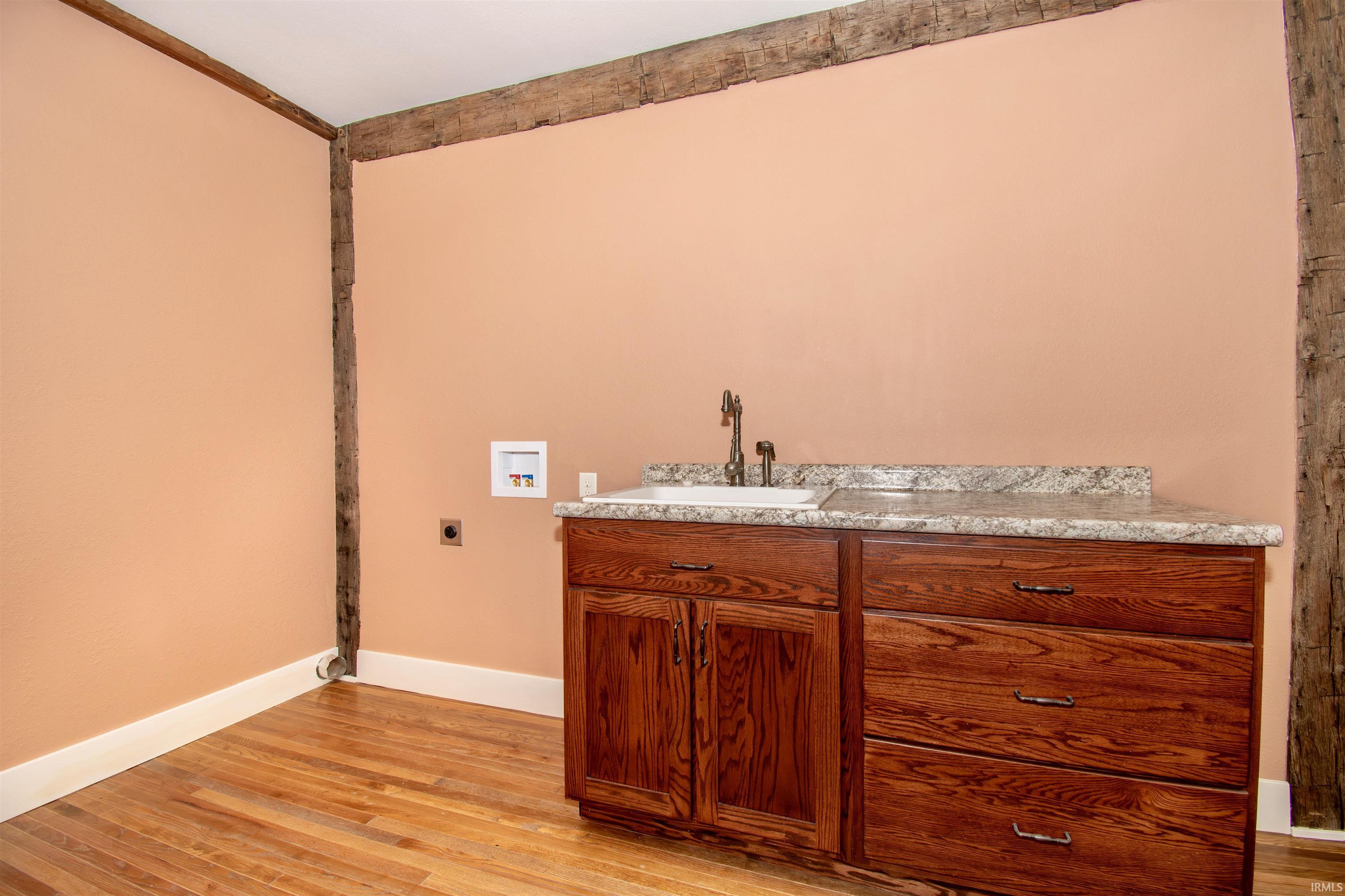 Photo 18 of 115 E Wolcott Street