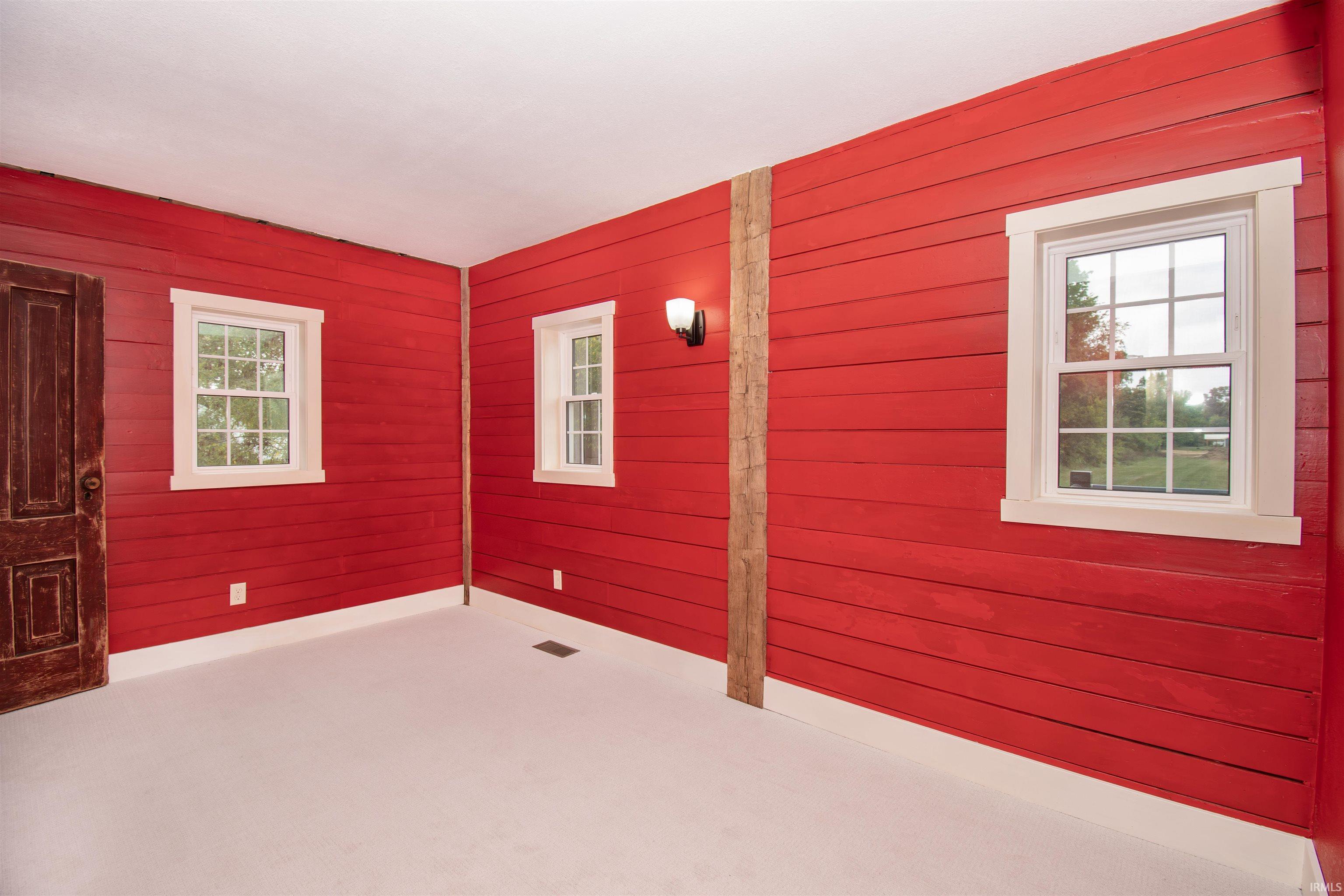 Photo 19 of 115 E Wolcott Street