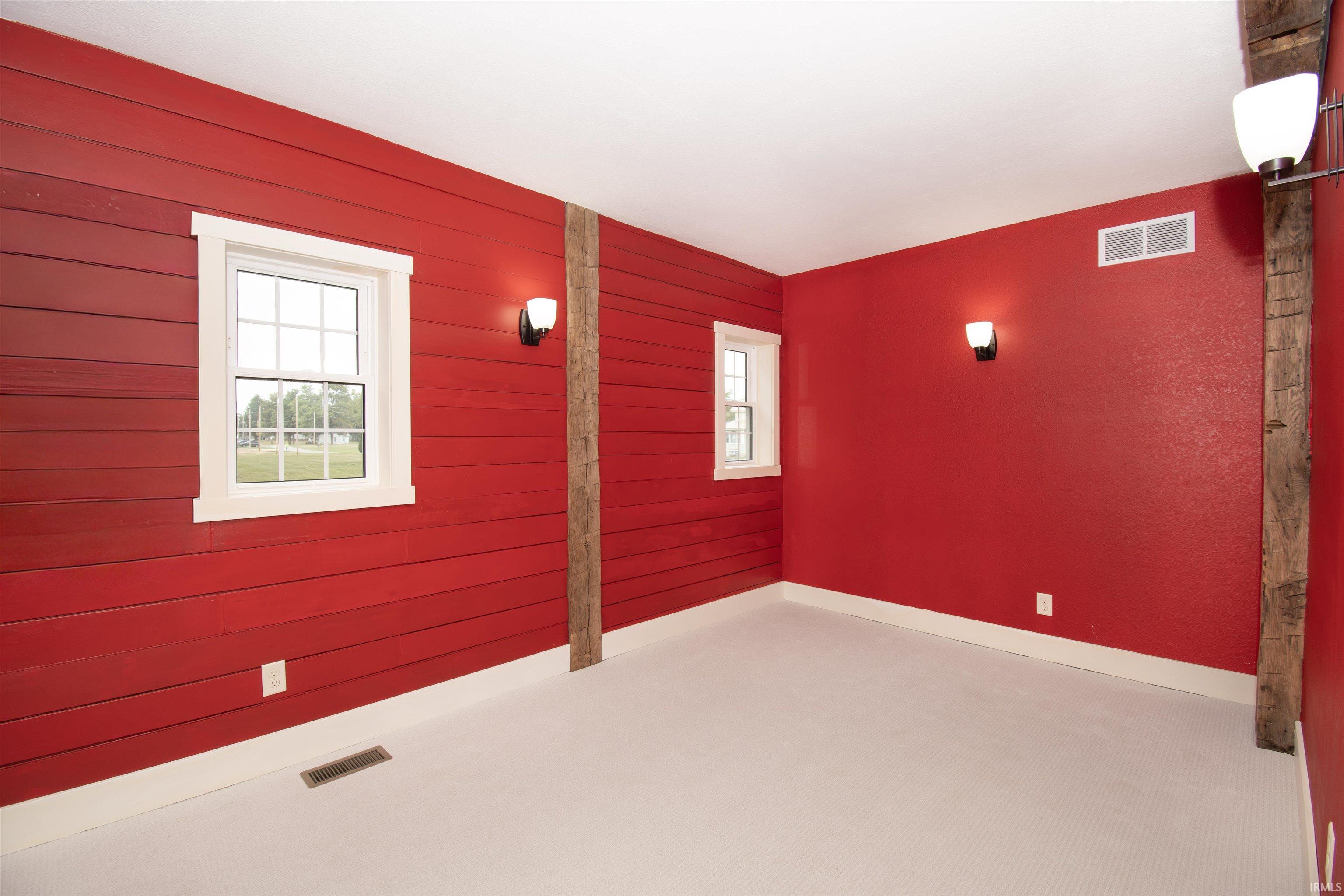 Photo 20 of 115 E Wolcott Street