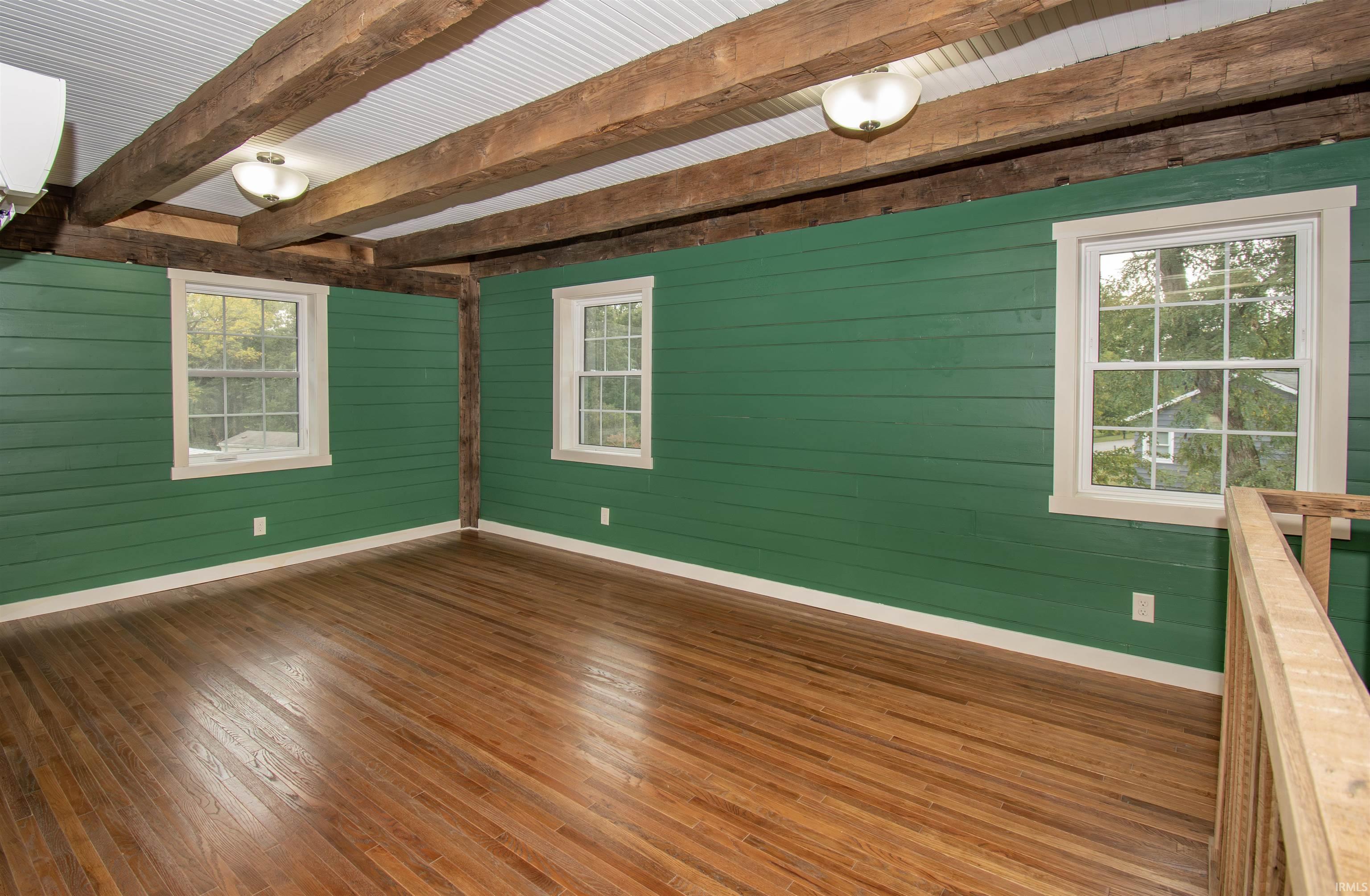 Photo 21 of 115 E Wolcott Street