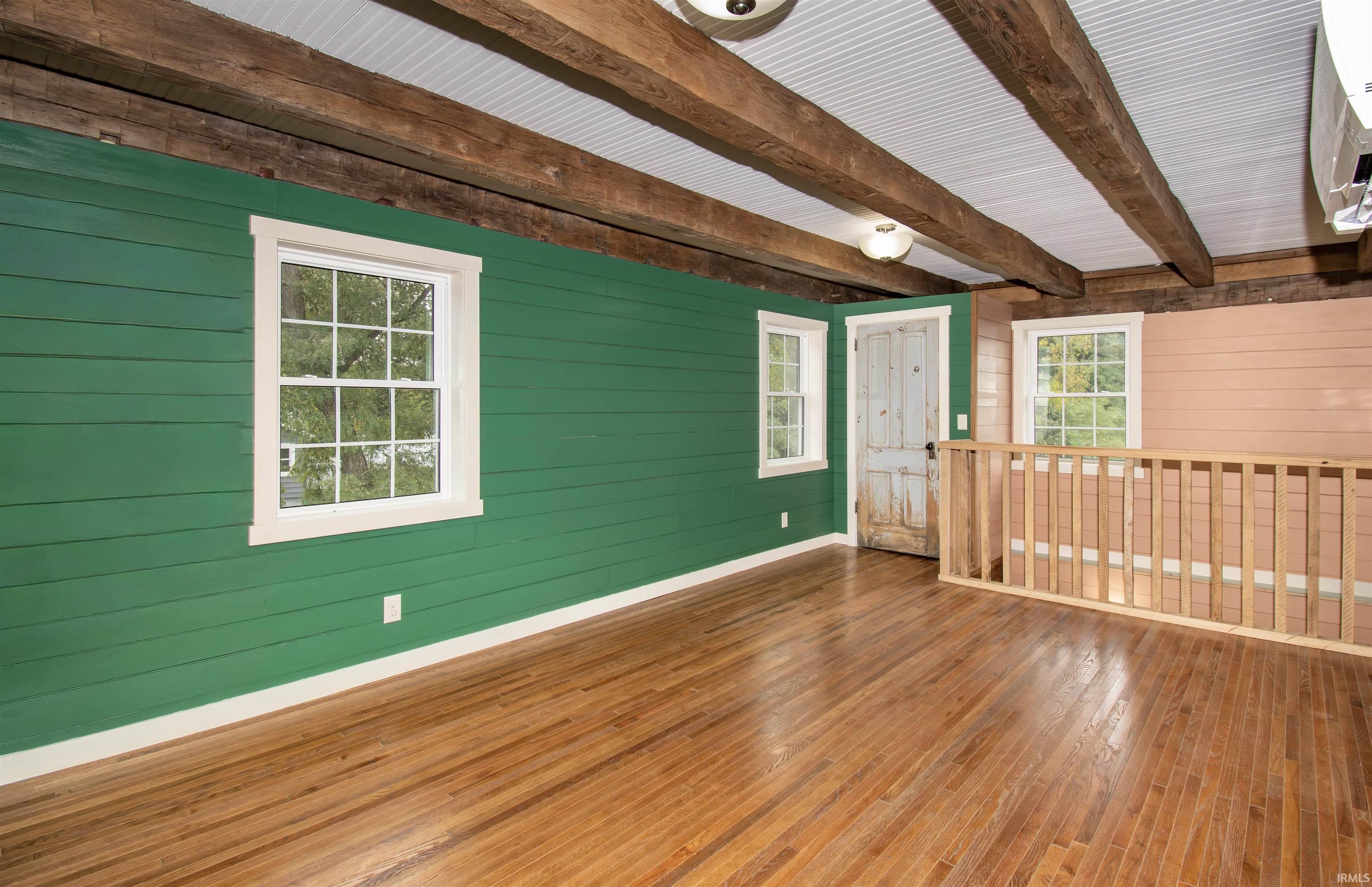 Photo 22 of 115 E Wolcott Street