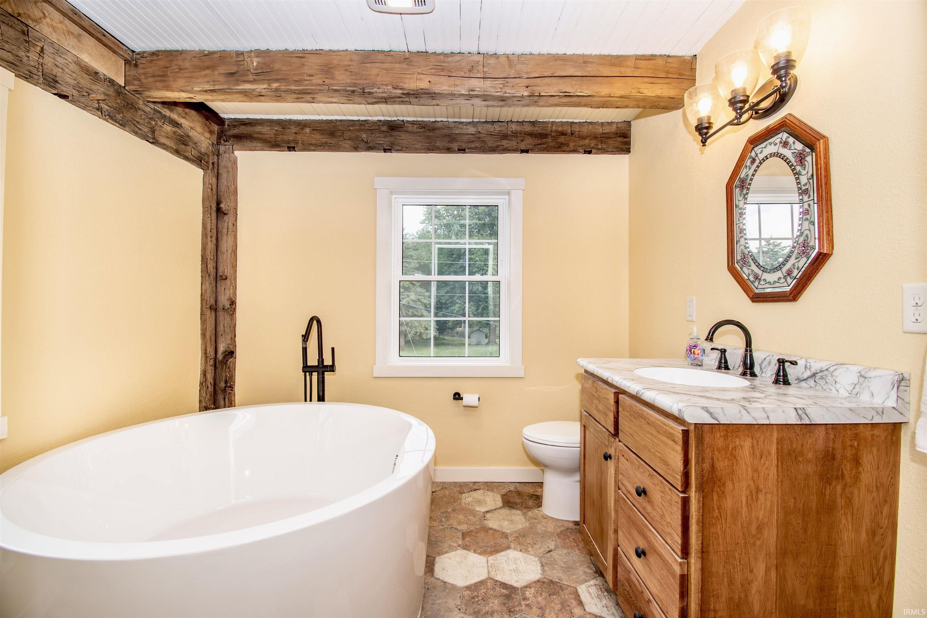 Photo 24 of 115 E Wolcott Street