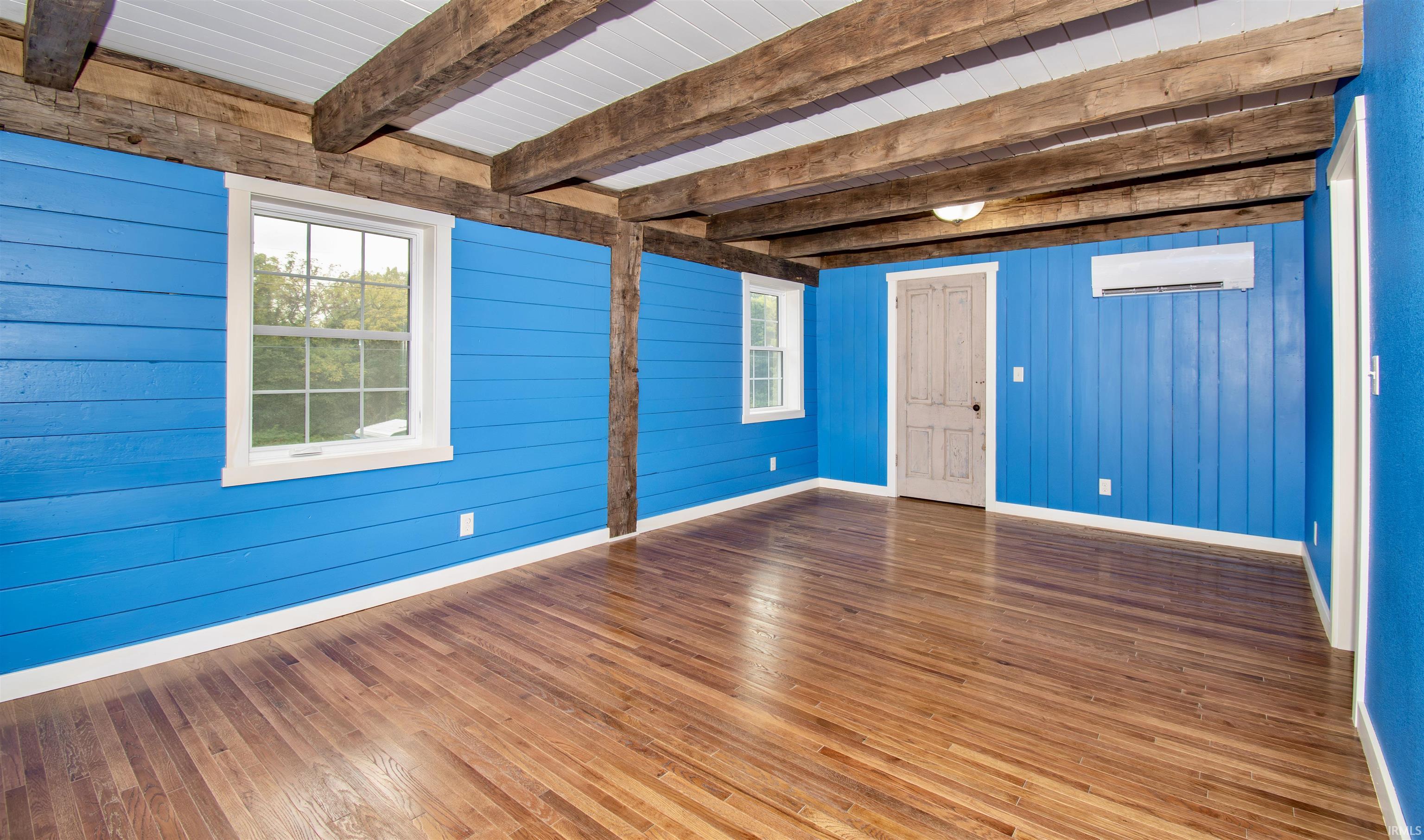 Photo 27 of 115 E Wolcott Street