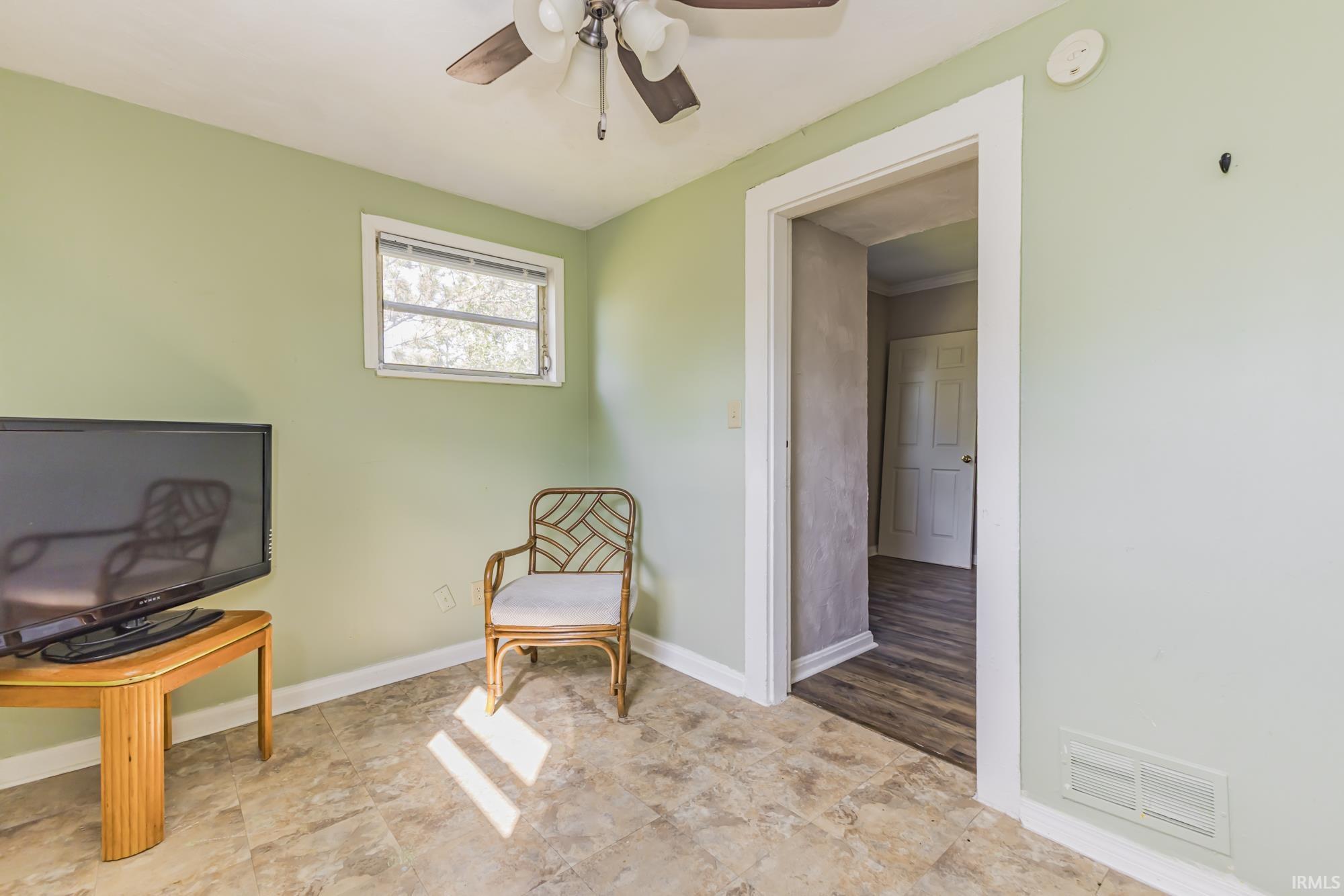 Photo 19 of 4522 S Calhoun Street