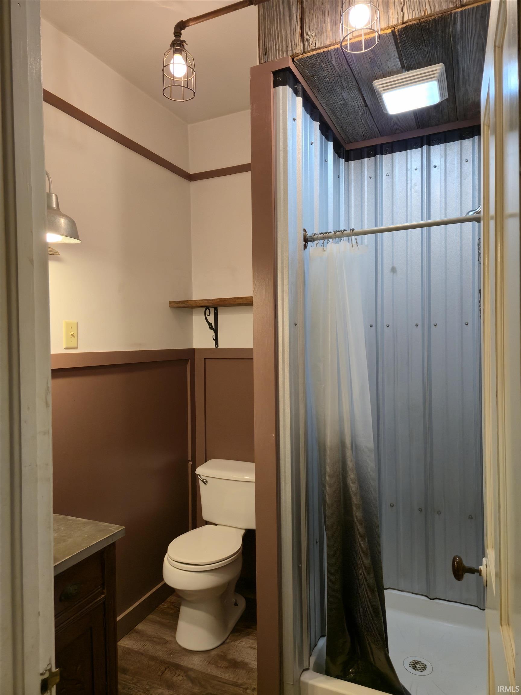 Photo 11 of 114 E Main Street