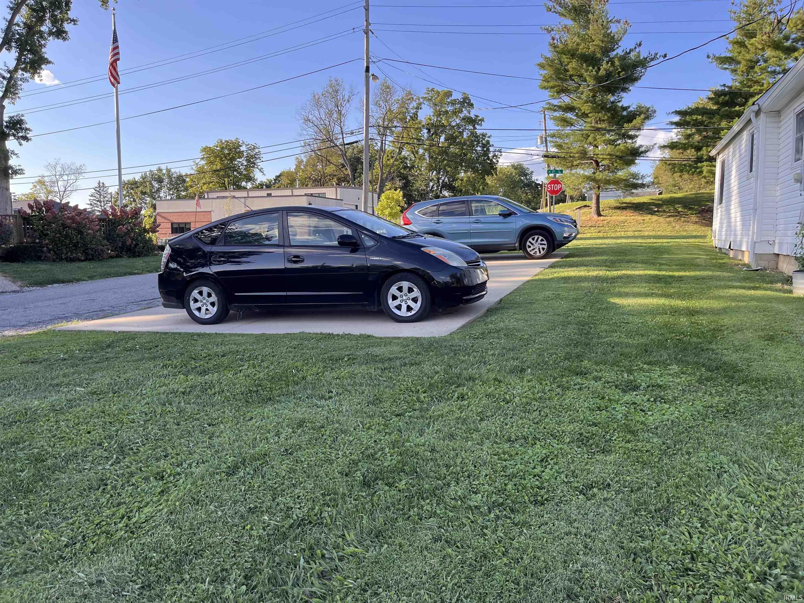 Homes for sale in Bloomington, IN | 827 W 1st St, Bloomington, IN 47403 | MLS# 202539418