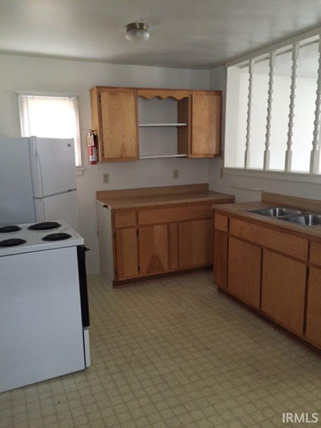 Homes for sale in Bloomington, IN | 827 W 1St St, Bloomington, IN 47403 | MLS# 202539418