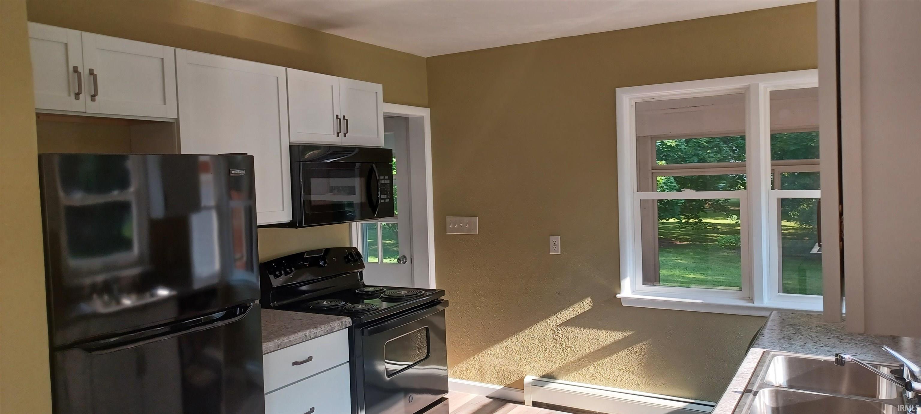 Photo 7 of 327 E Main Street