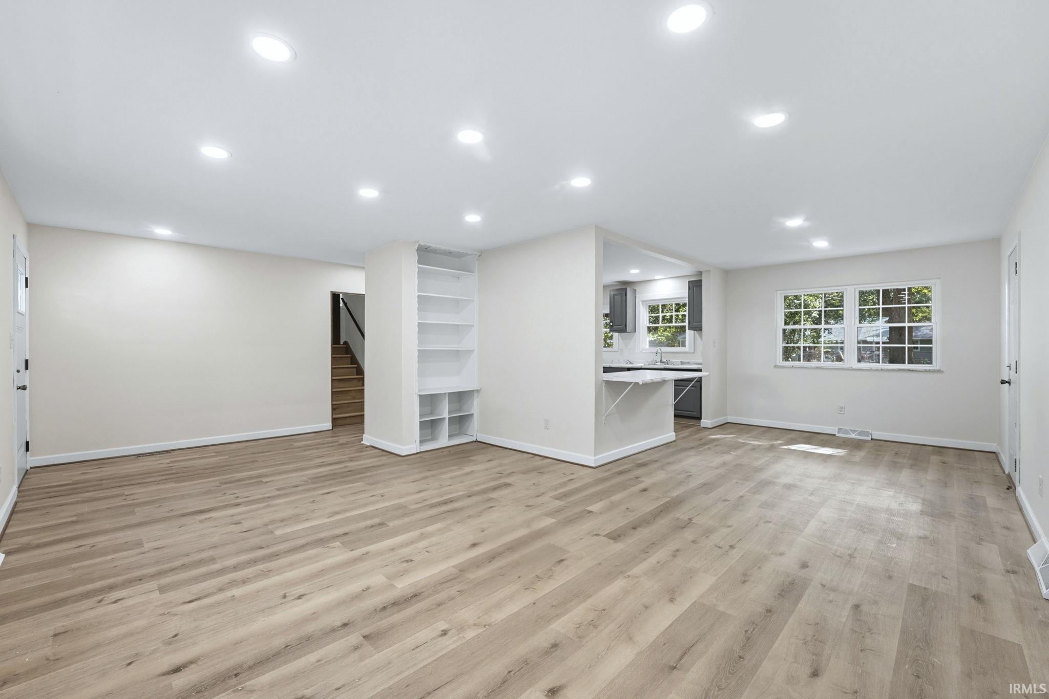 Photo 9 of 6921 Nordale Drive