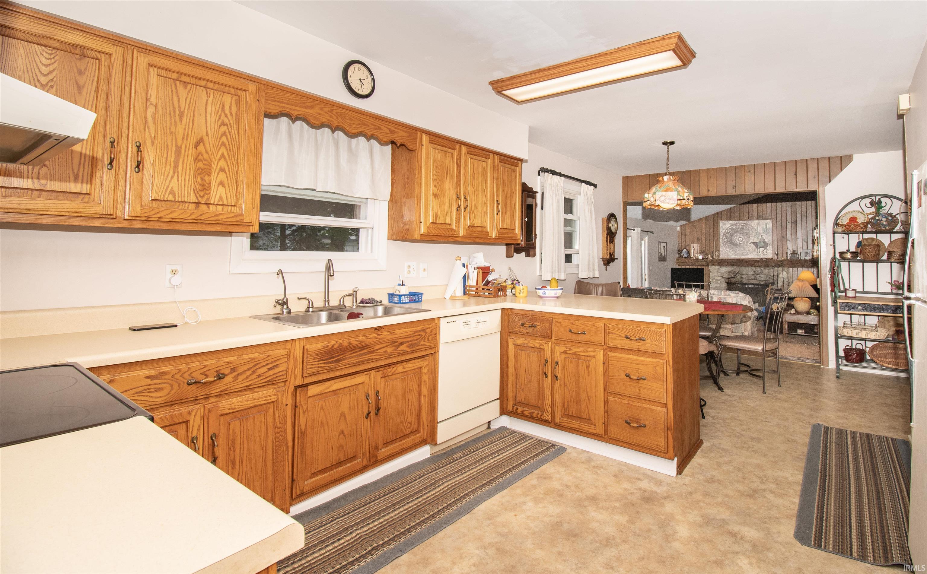 Photo 11 of 505 Oak Crest Drive
