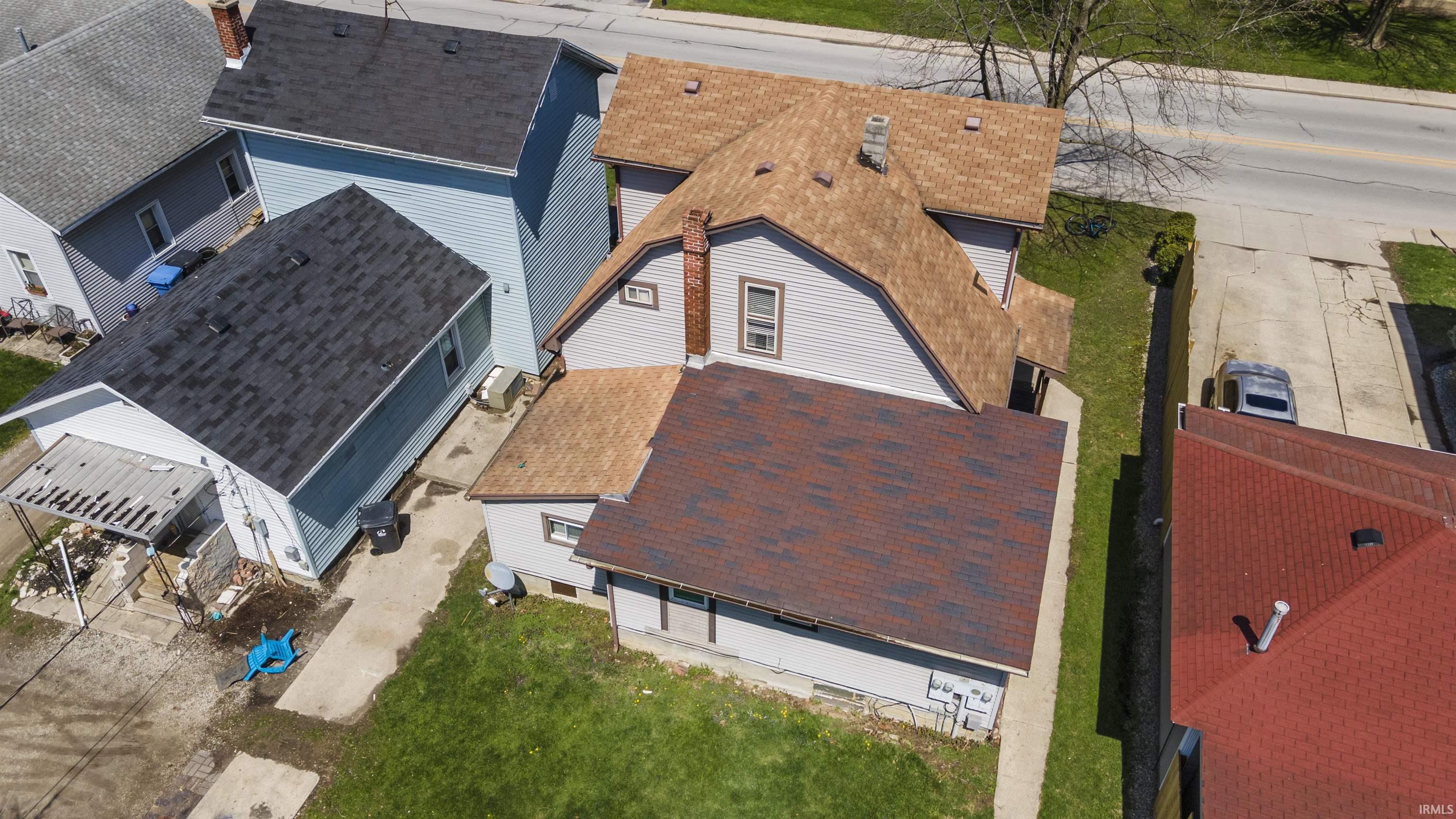 Photo 1 of 220 E Van Buren Street