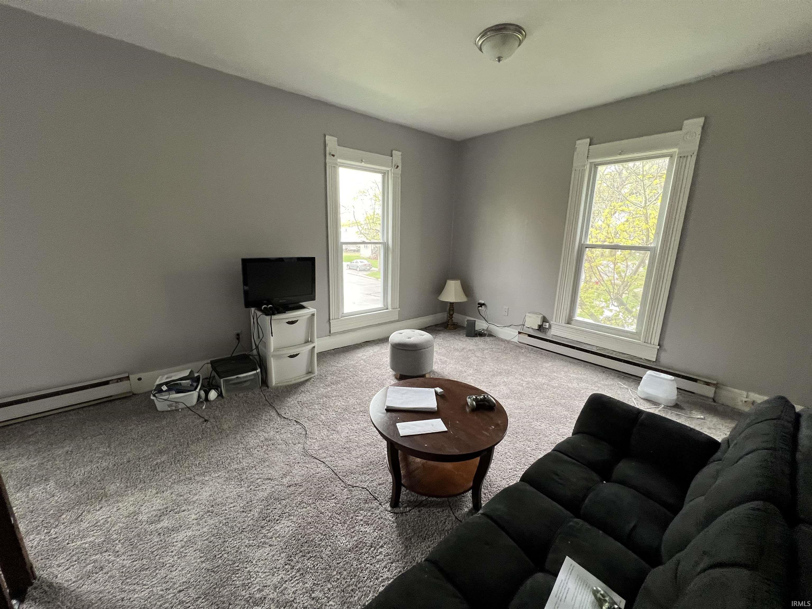 Photo 6 of 220 E Van Buren Street