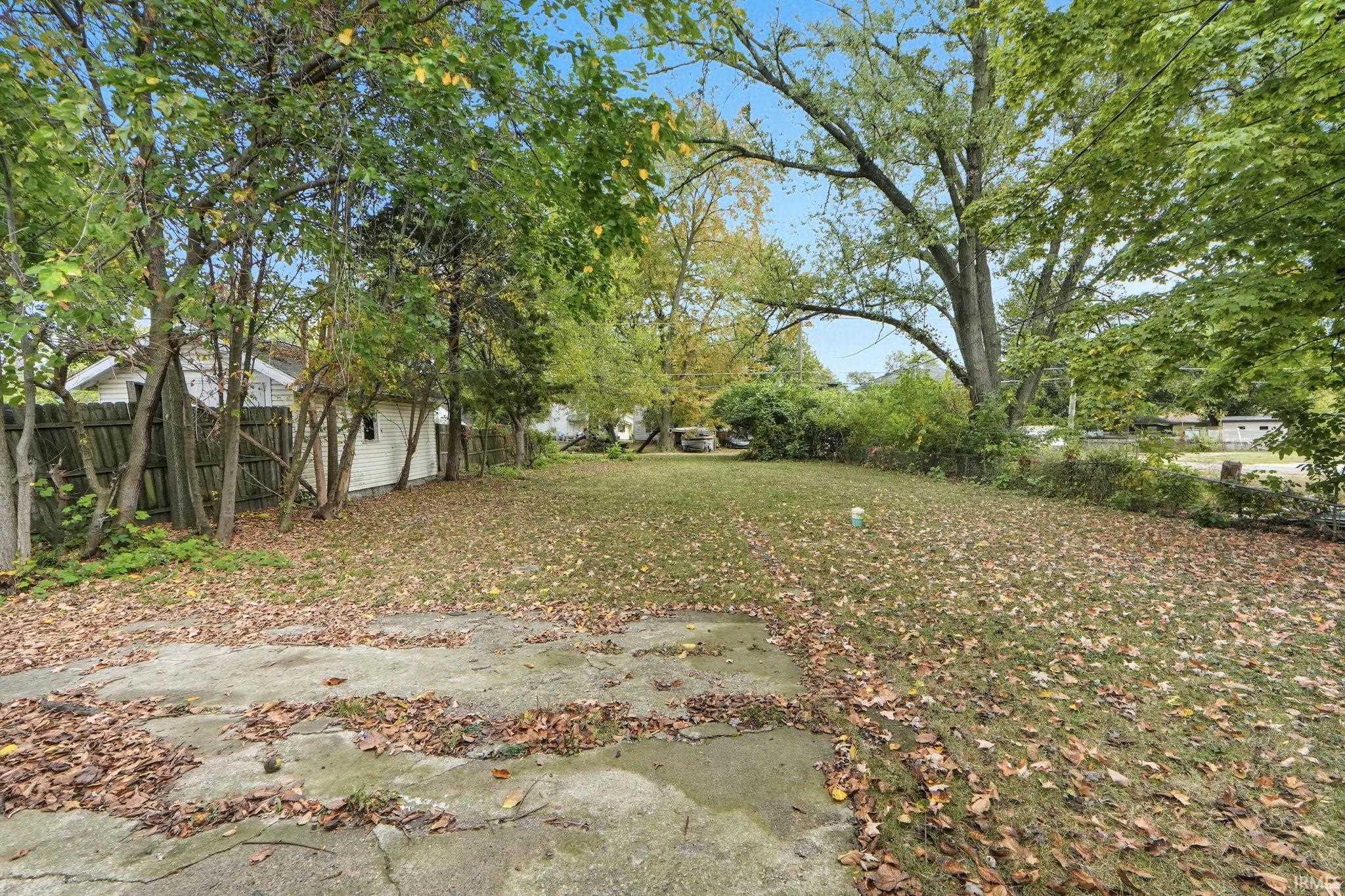 Photo 25 of 2747 Abbott Street