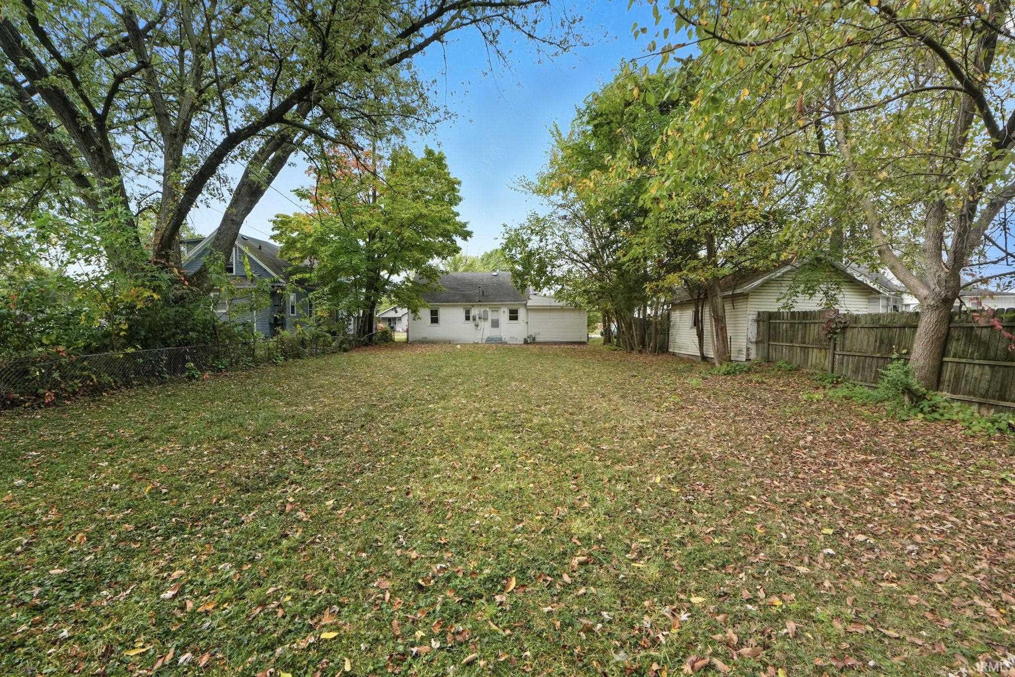 Photo 27 of 2747 Abbott Street