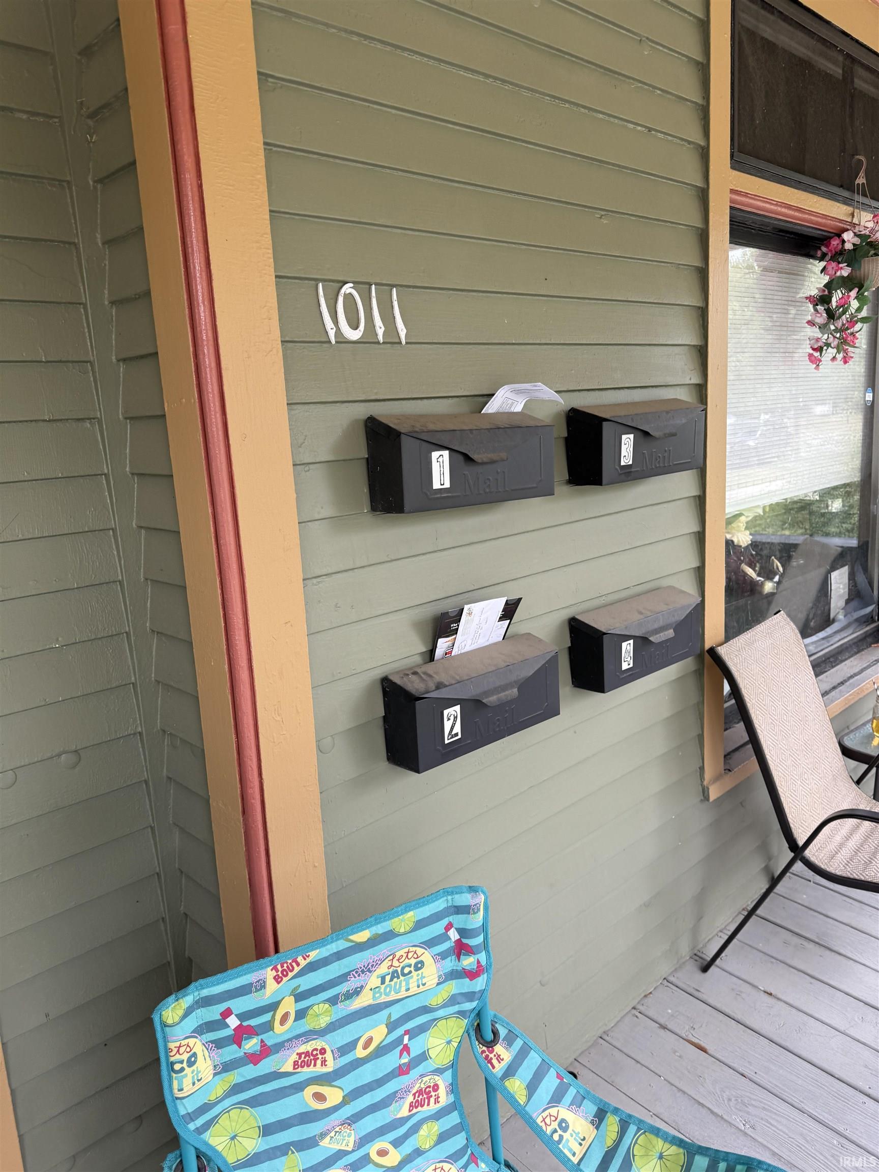 Photo 2 of 1011 Lake Avenue