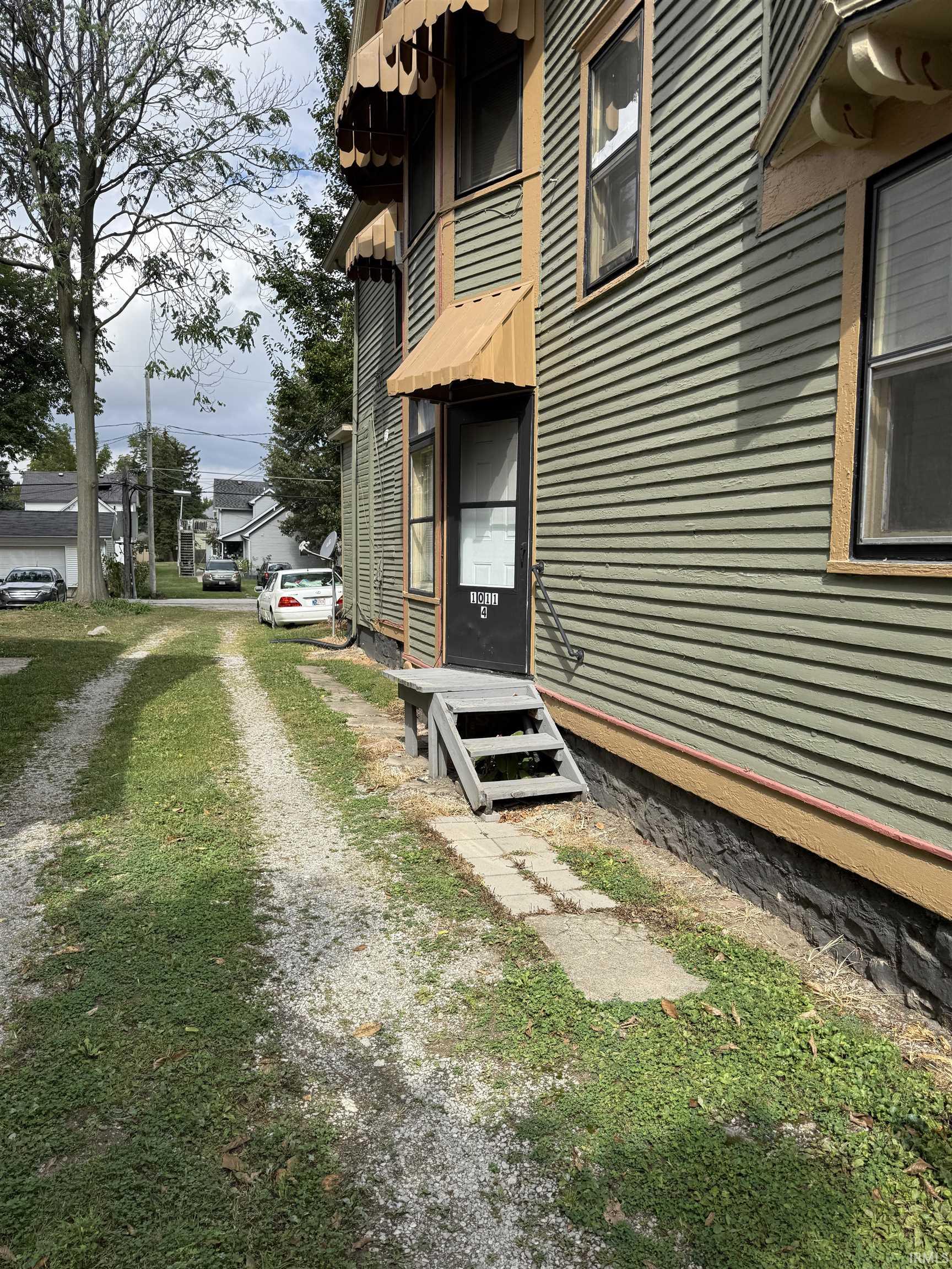 Photo 5 of 1011 Lake Avenue