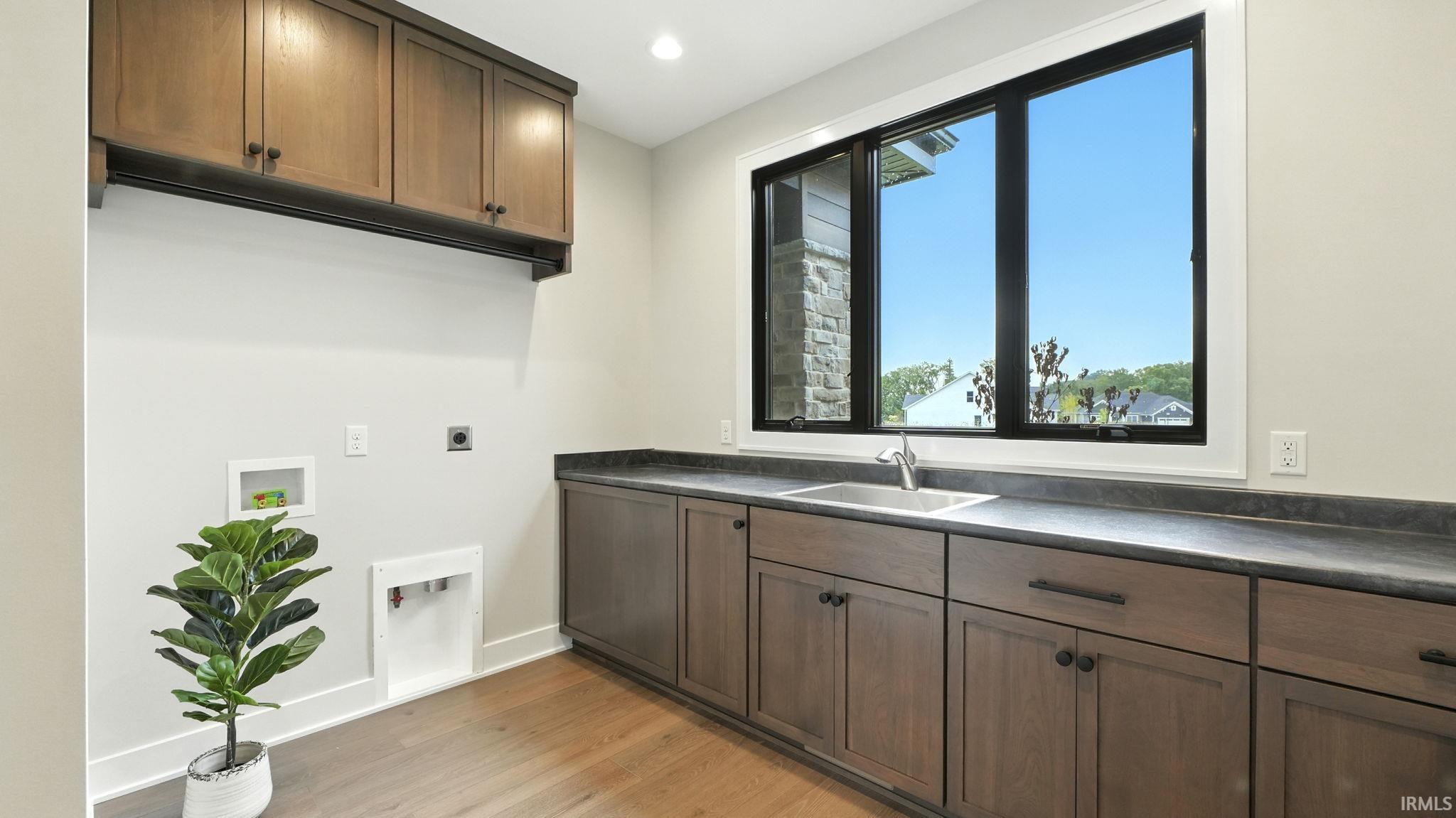 Photo 32 of 10491 Beaugreen Cove