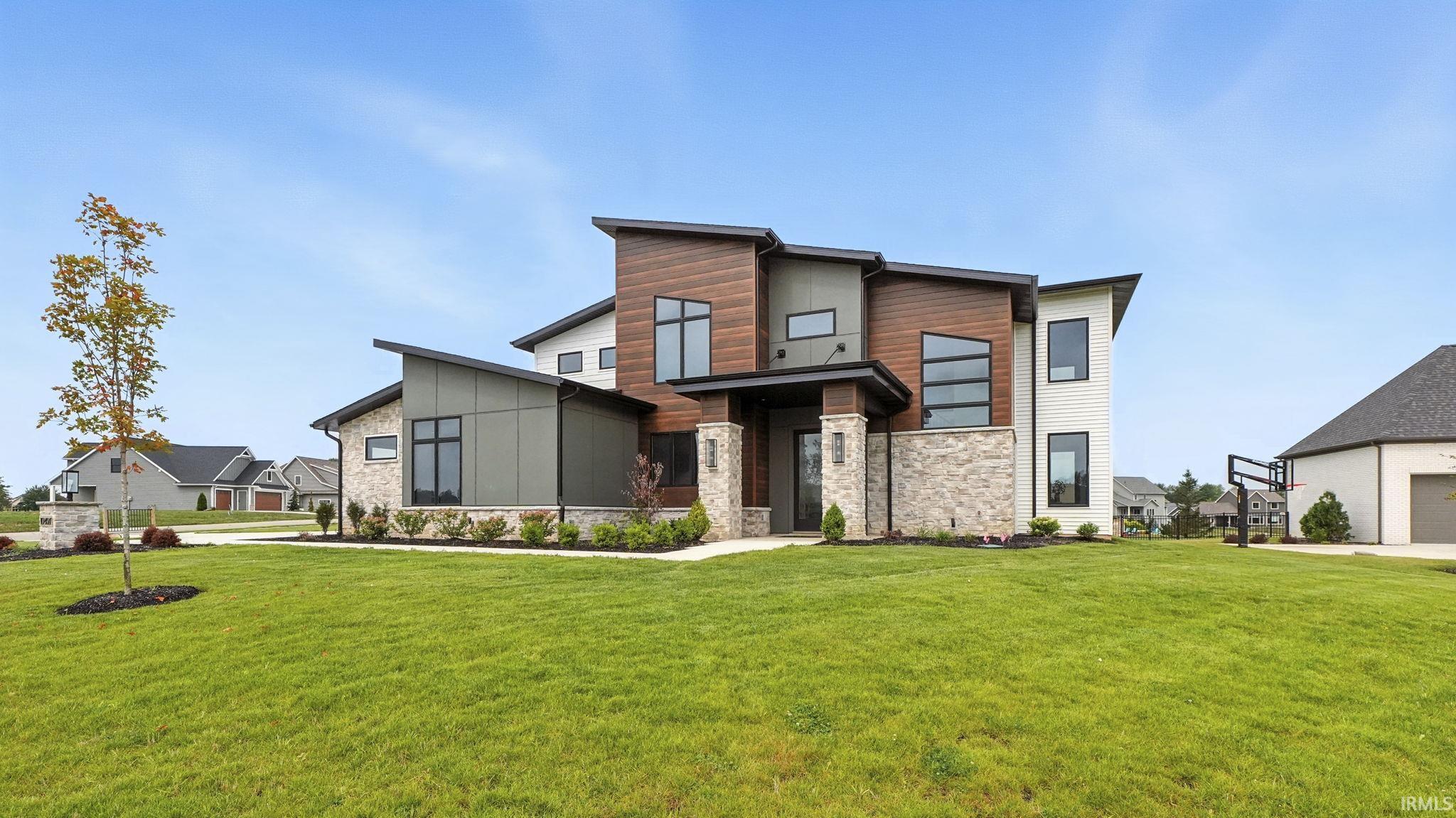 Photo 5 of 10491 Beaugreen Cove