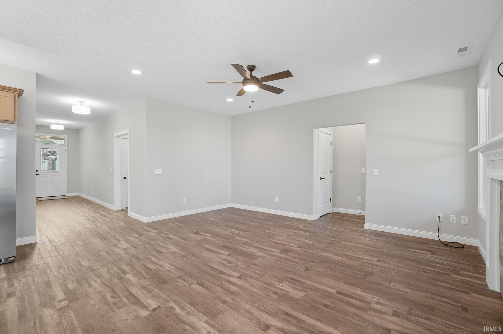 Photo 3 of 14146 Hughies Cove