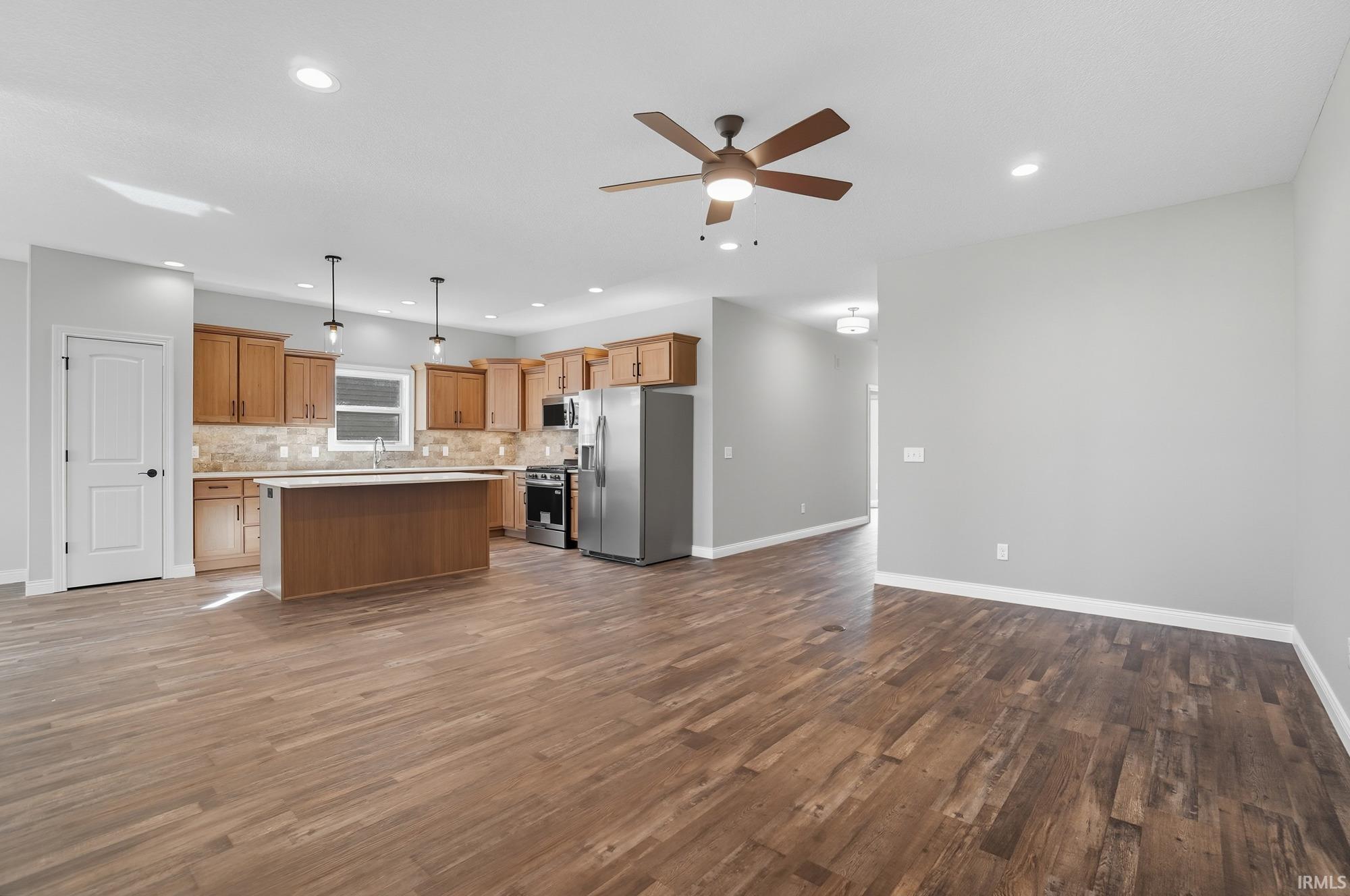 Photo 5 of 14146 Hughies Cove