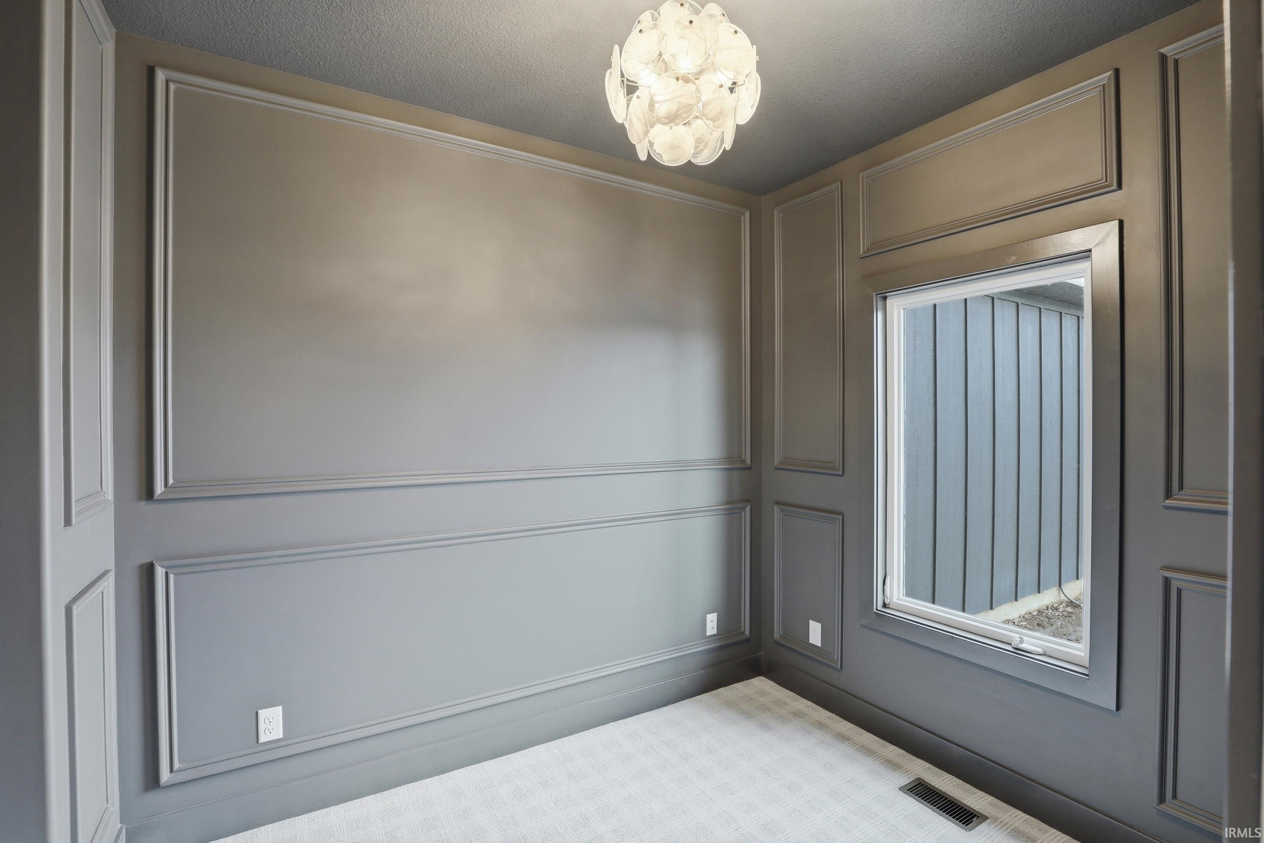 Photo 3 of 8549 Artemis Lane