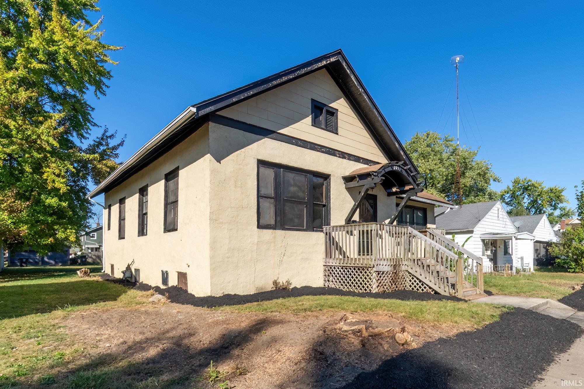 Photo 2 of 2050 Phenie Street