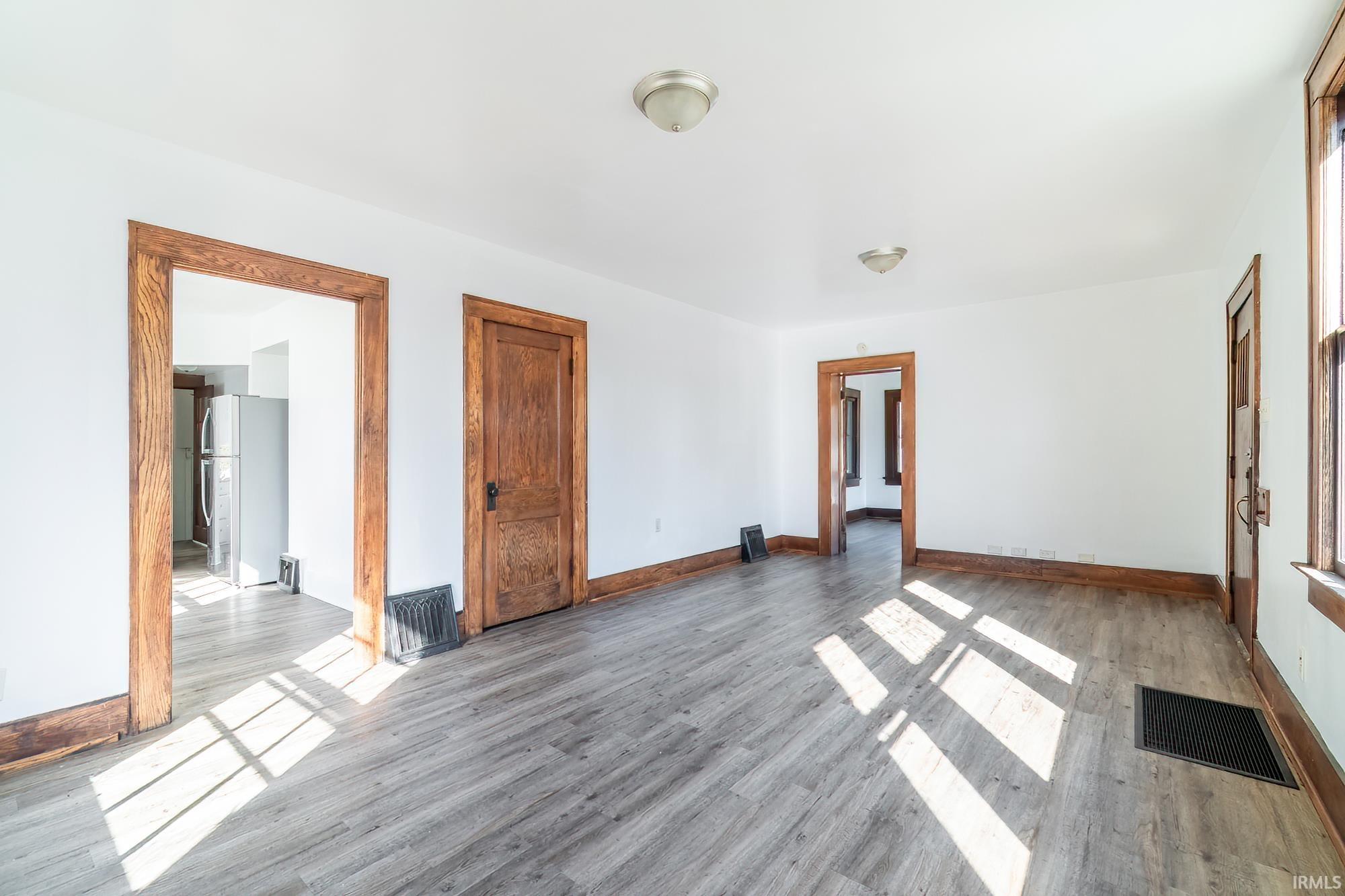 Photo 6 of 2050 Phenie Street