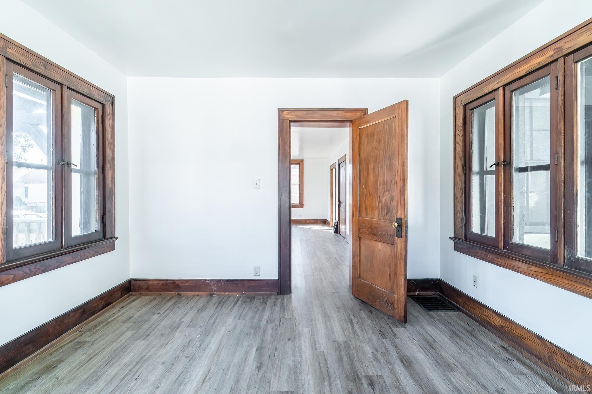 Photo 8 of 2050 Phenie Street