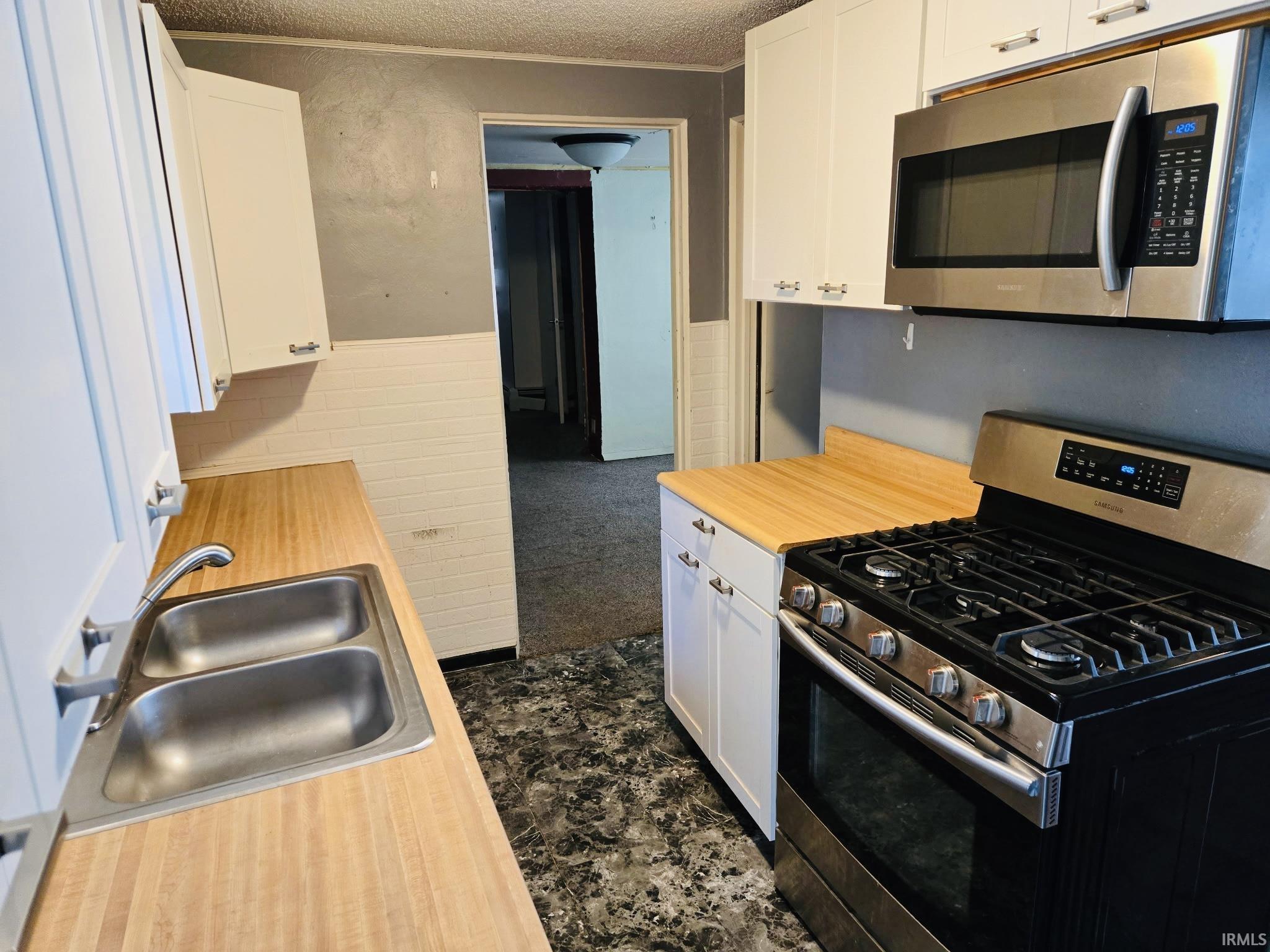 Photo 10 of 4085 W 500 S