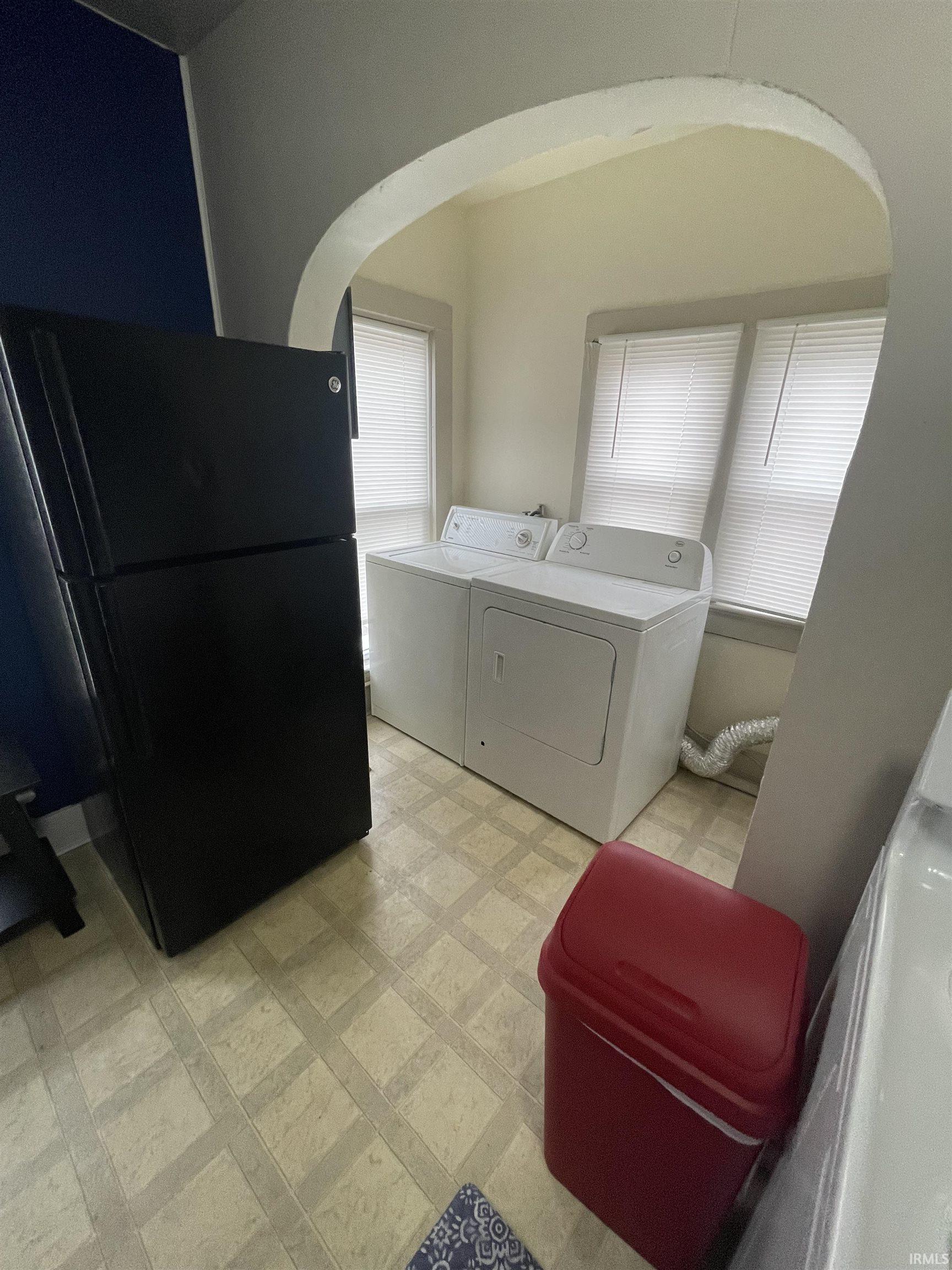 Photo 8 of 4013 S Wayne Avenue