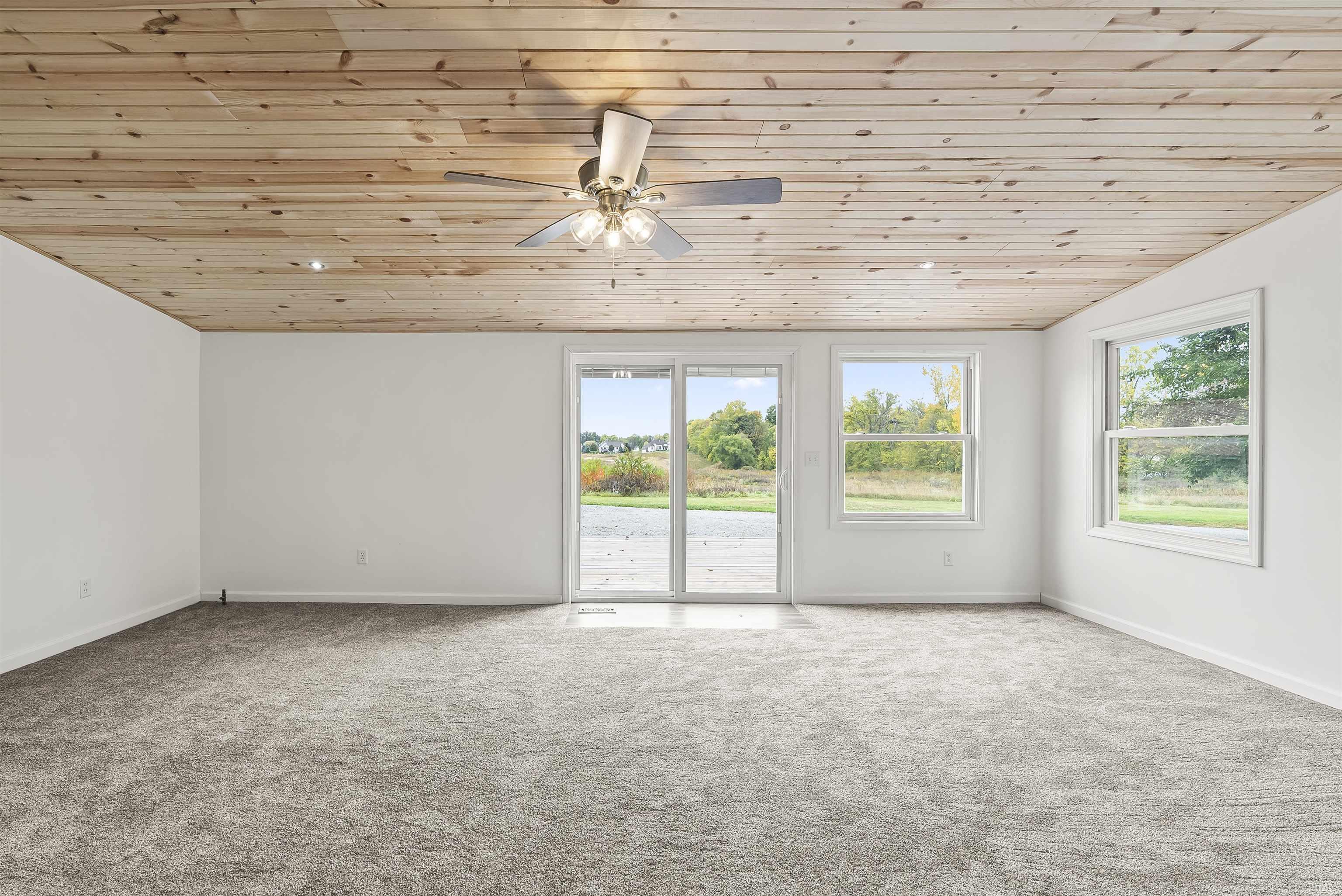 Photo 15 of 1038 W 200 S