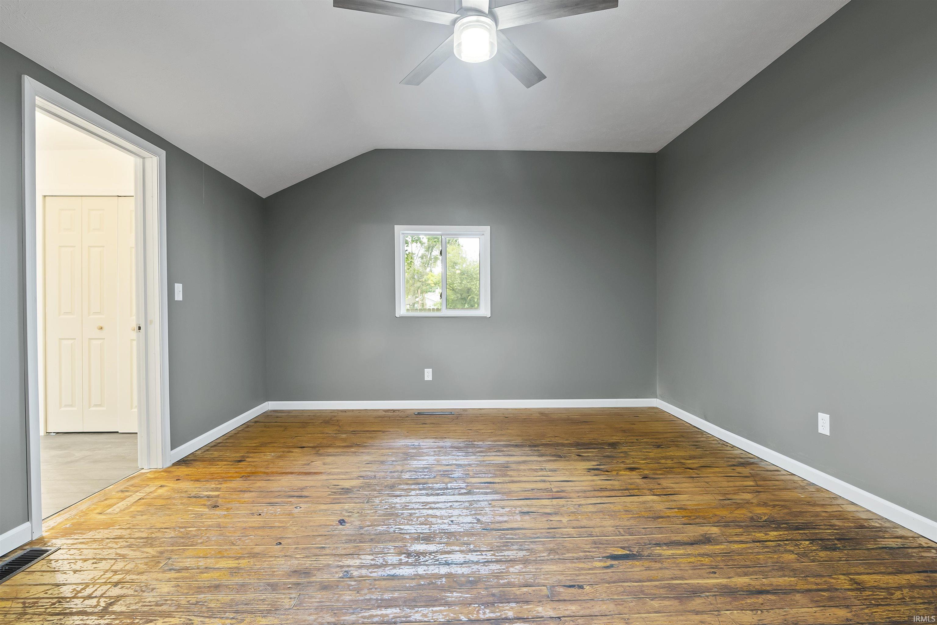 Photo 23 of 1038 W 200 S