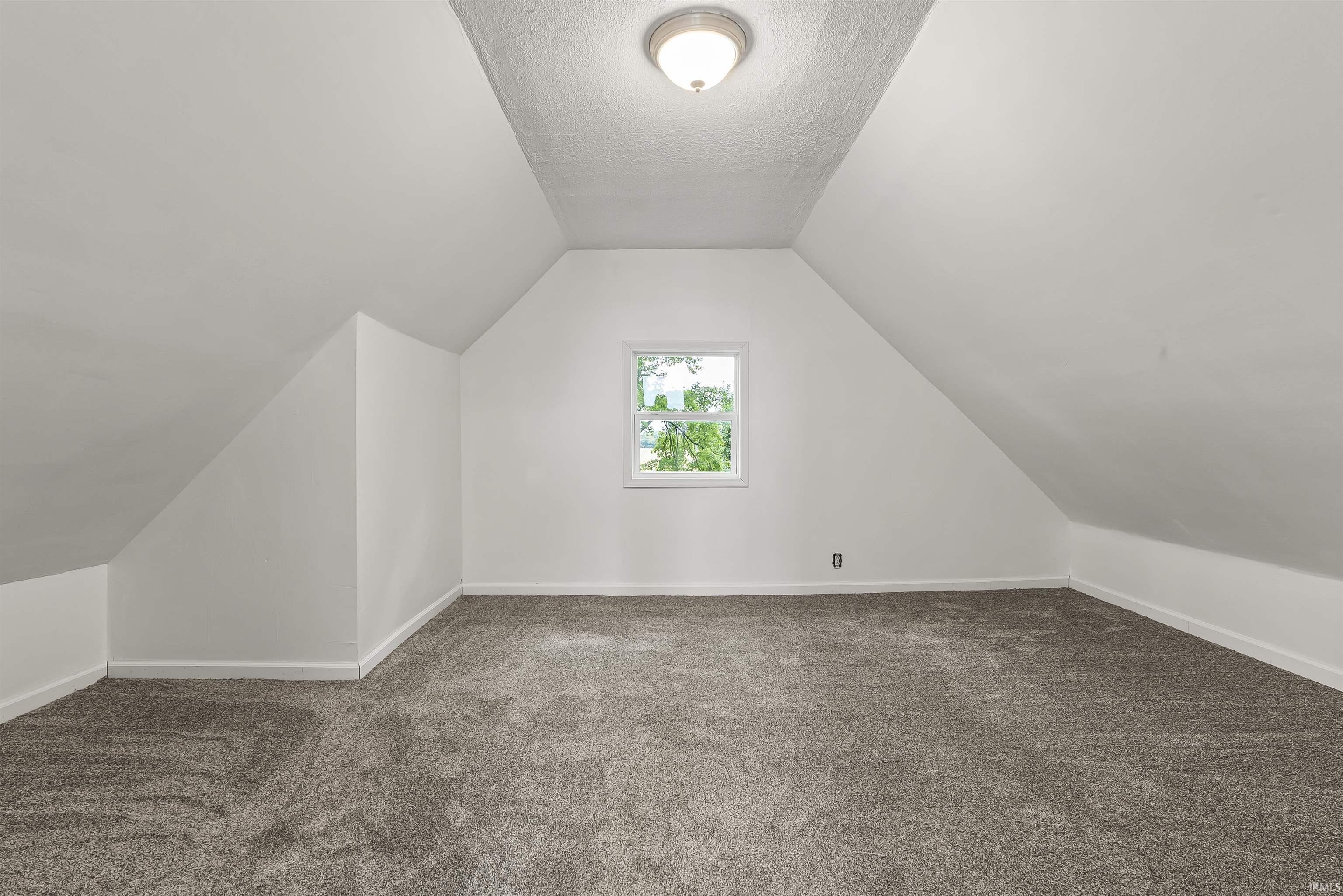 Photo 33 of 1038 W 200 S