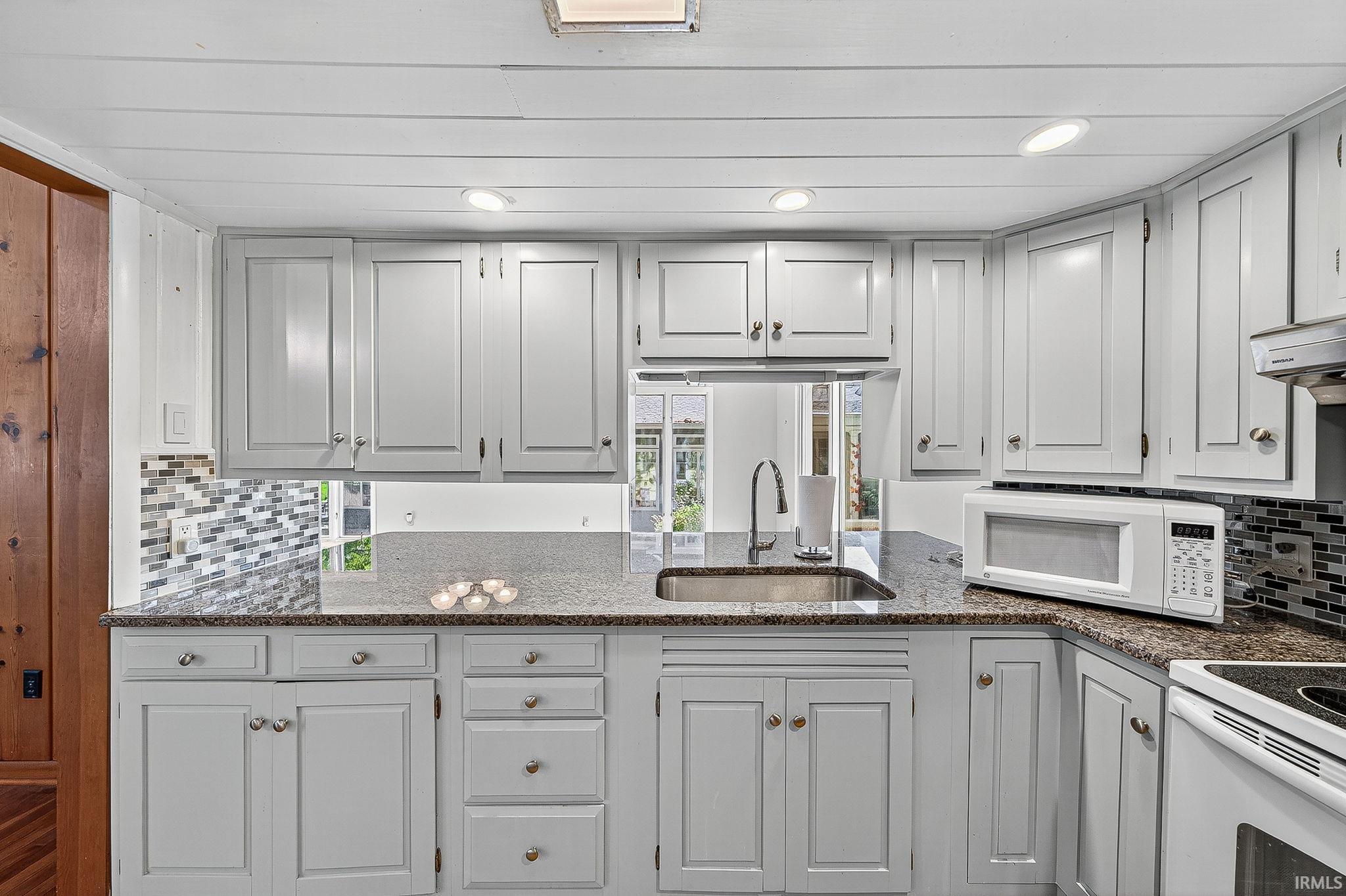 Photo 17 of 5902 N. 450 E.