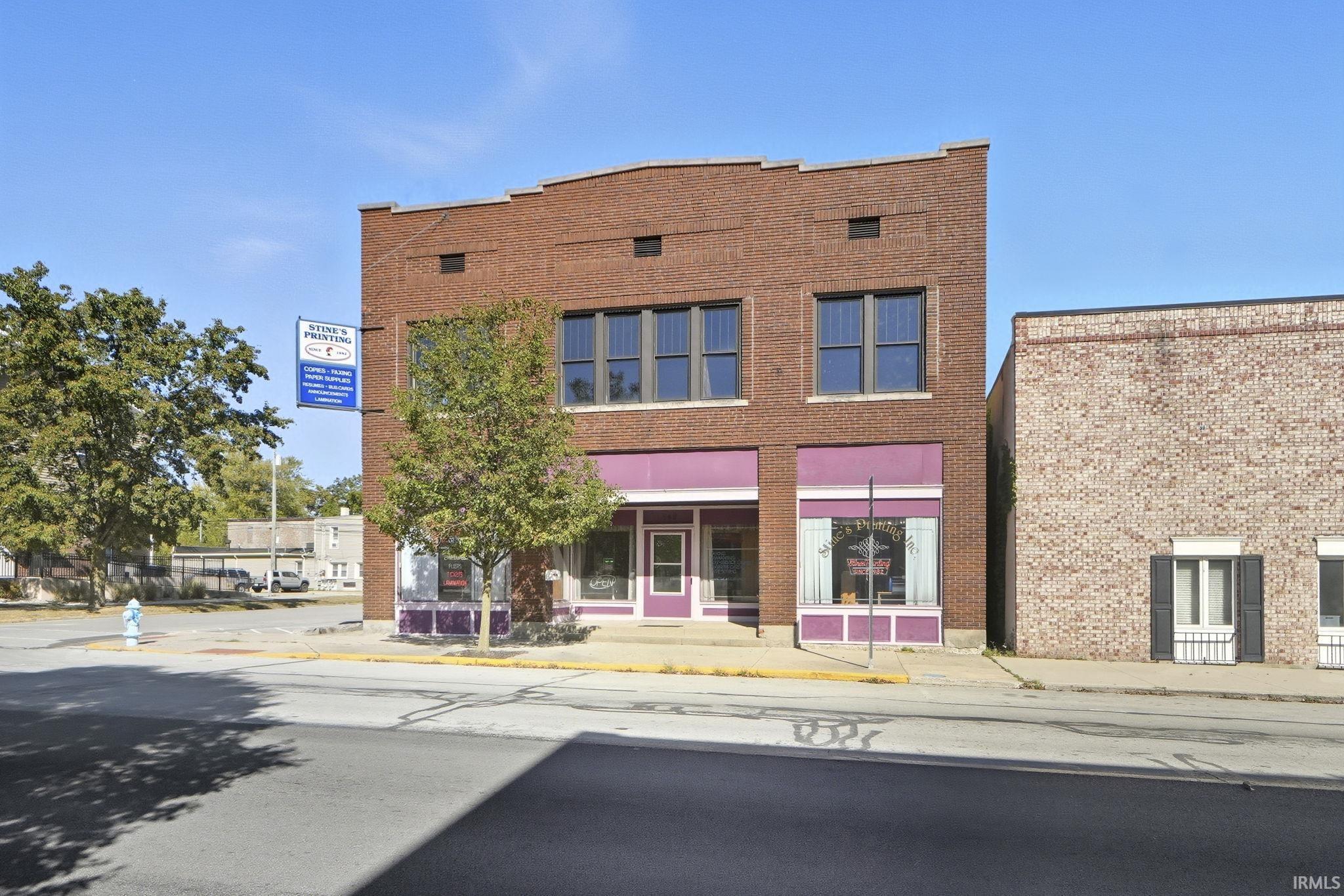 Photo 0 of 549 Warren Street