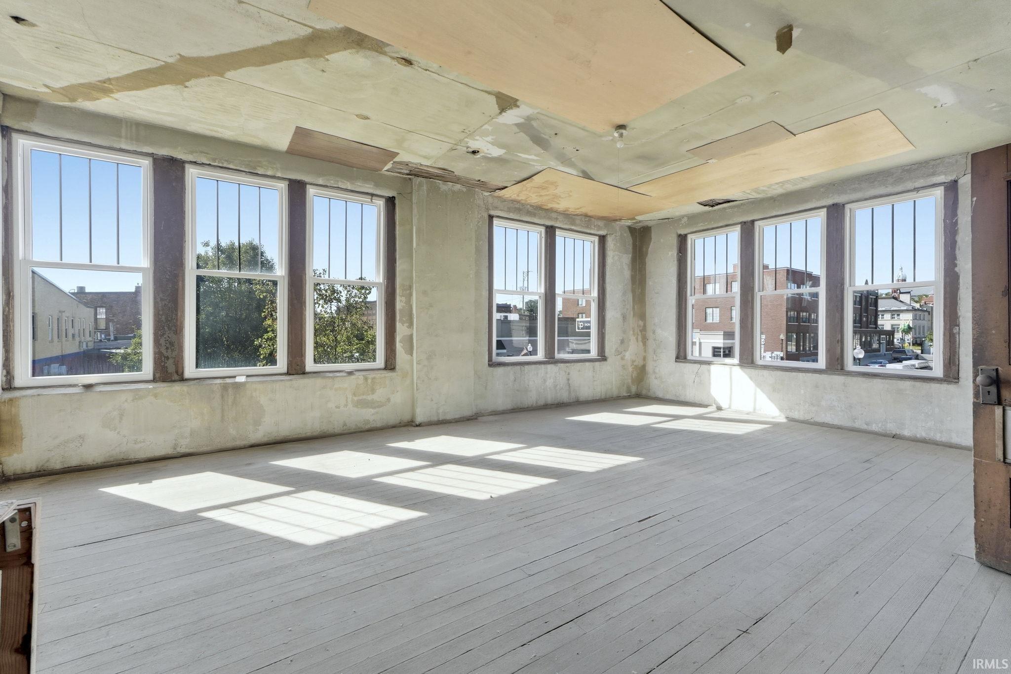 Photo 20 of 549 Warren Street