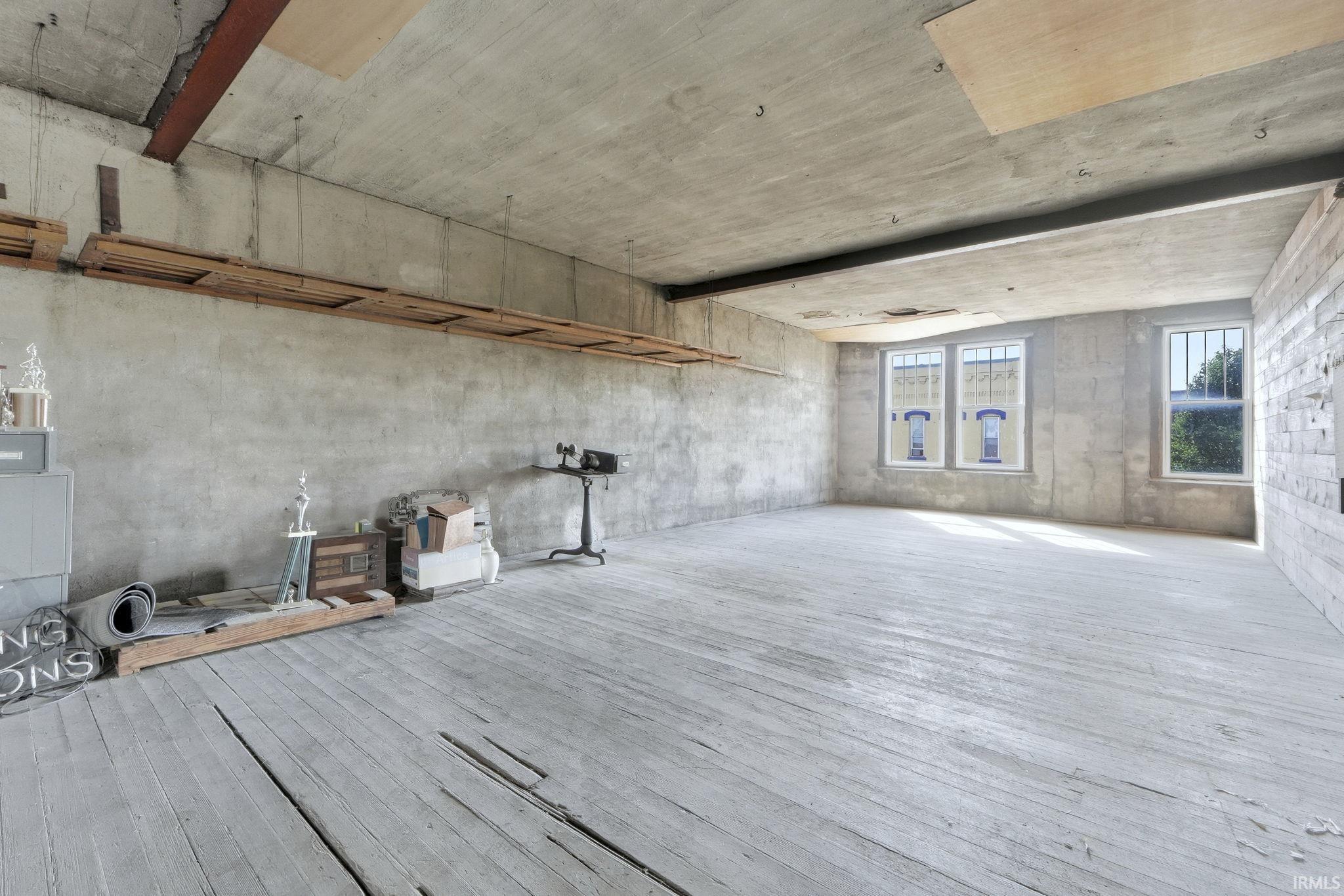 Photo 22 of 549 Warren Street