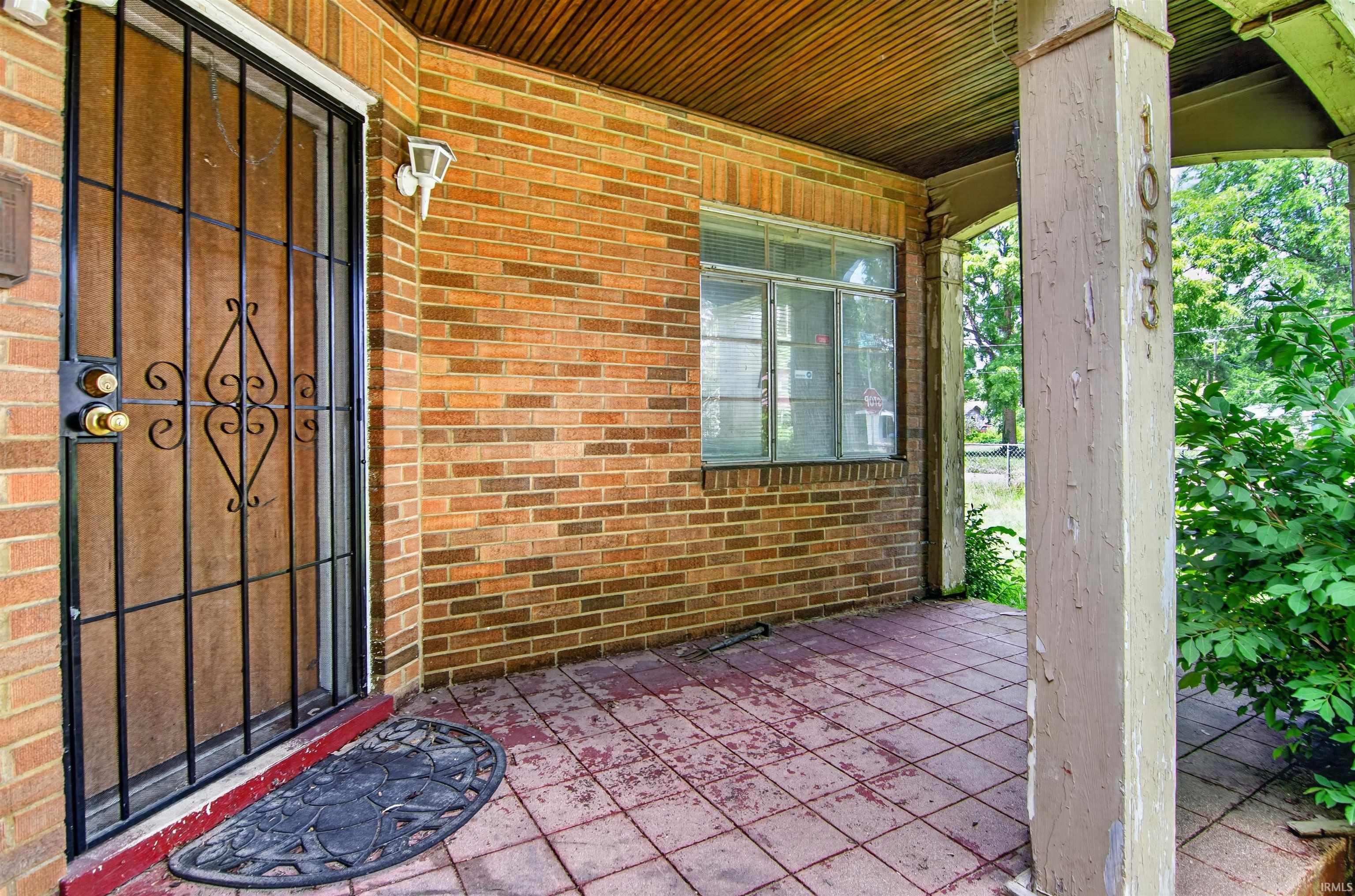 Photo 4 of Manufactured home for sale at 1053 N Elmer St, South Bend, IN 46628 | MLS# 202542568 | Listing updated on 2026-09-19
