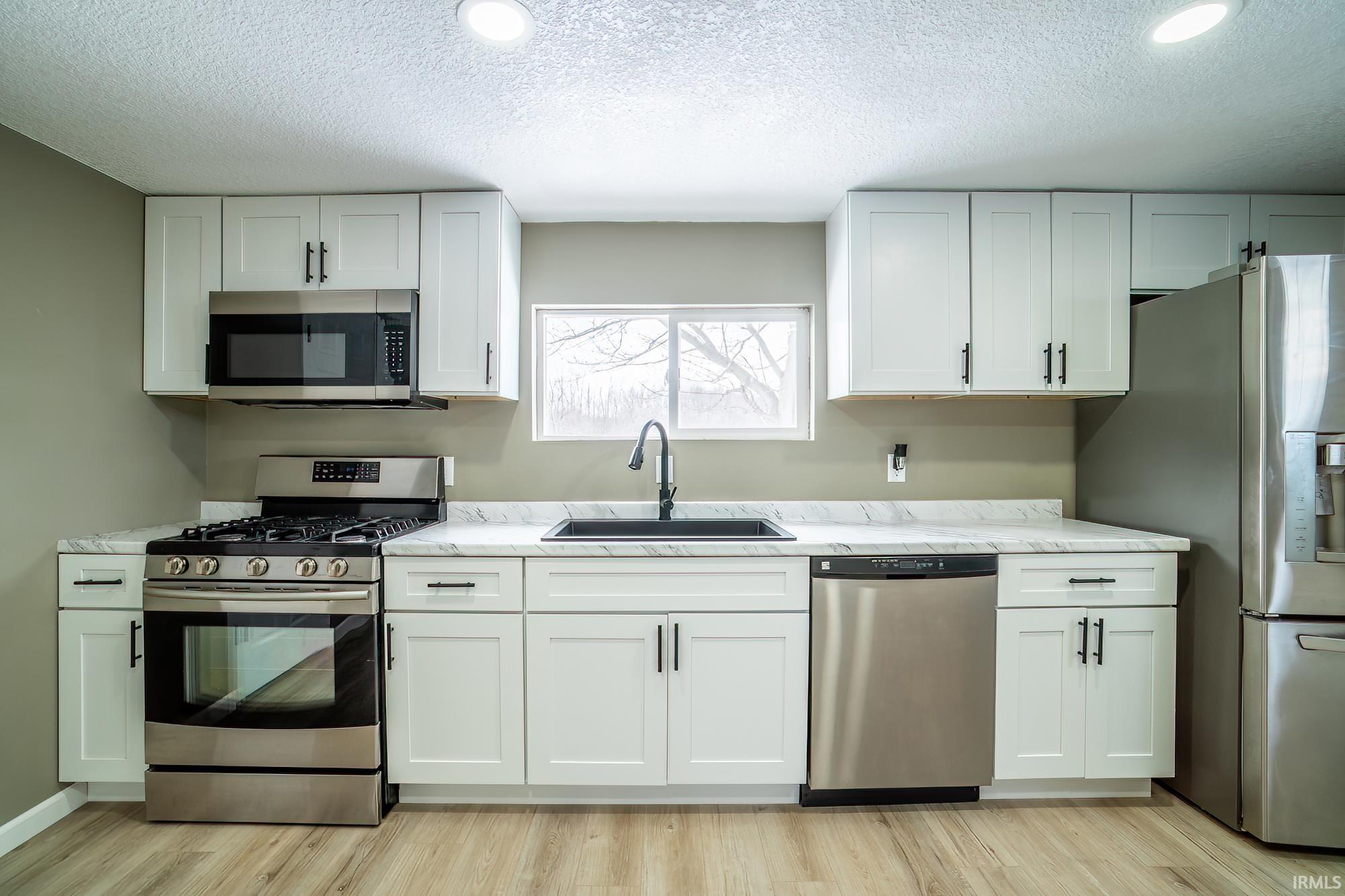 Photo 14 of 2564 S Lima Road