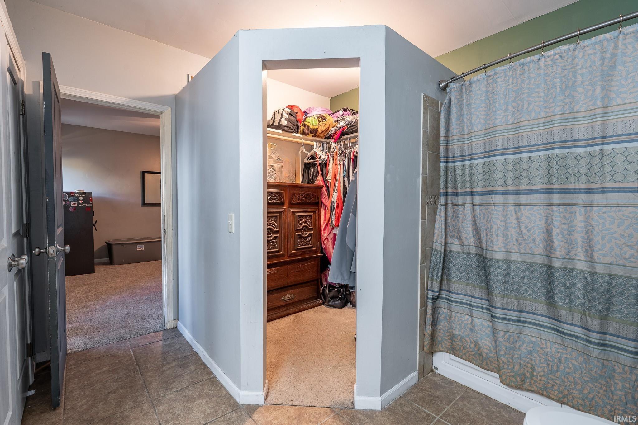 Photo 19 of 472 Vermont Street