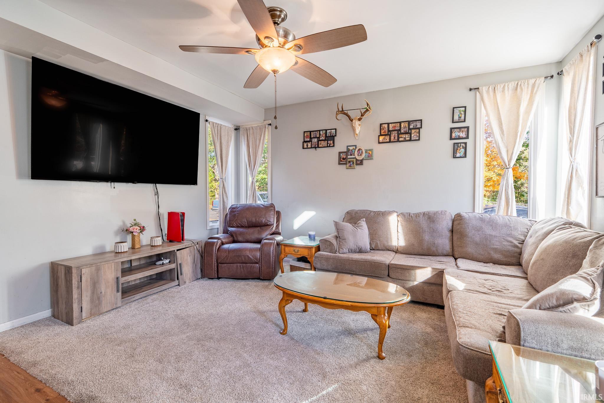 Photo 9 of 472 Vermont Street