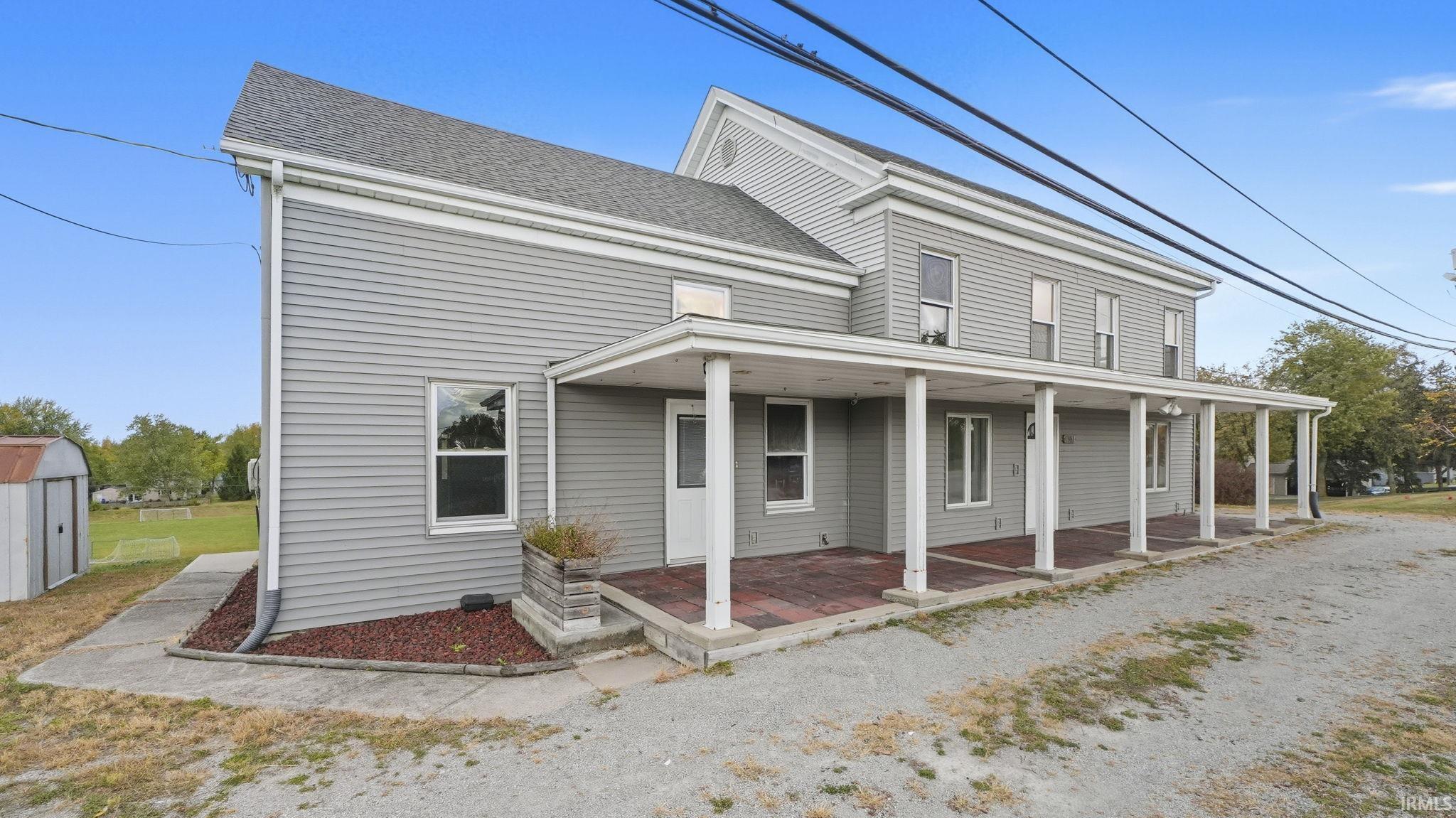 Photo 2 of 1511 State Road 930 E Road