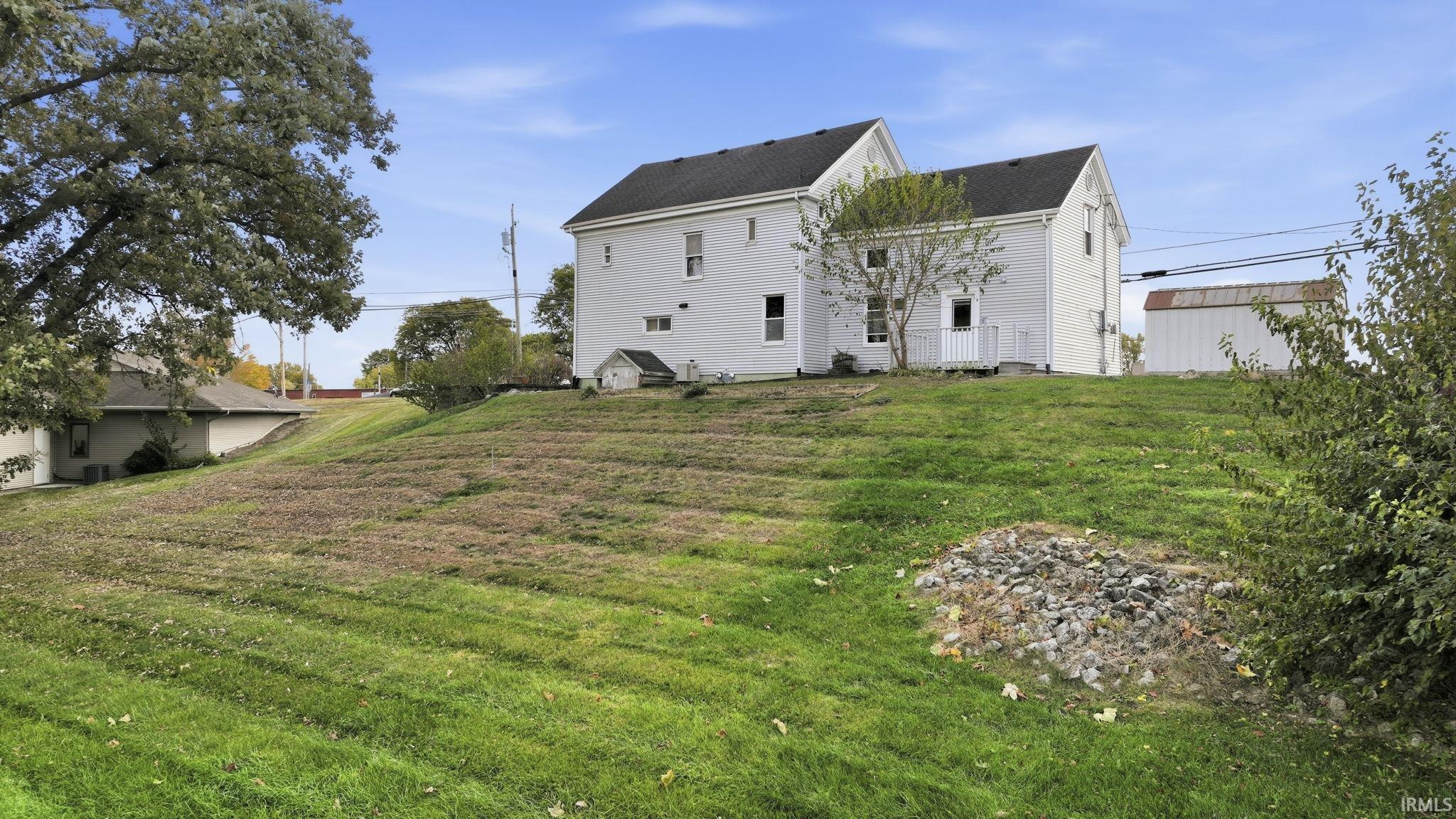 Photo 30 of 1511 State Road 930 E Road